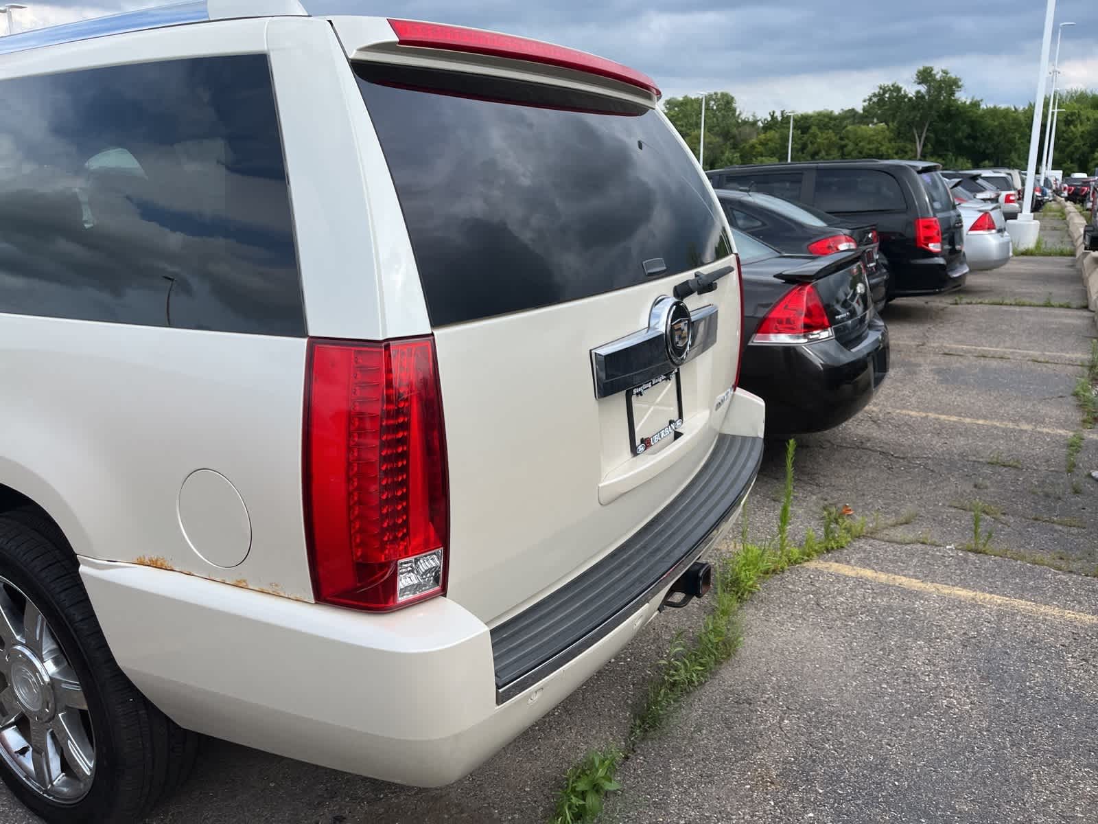 Thumbnail: 2008 Cadillac Escalade - 9