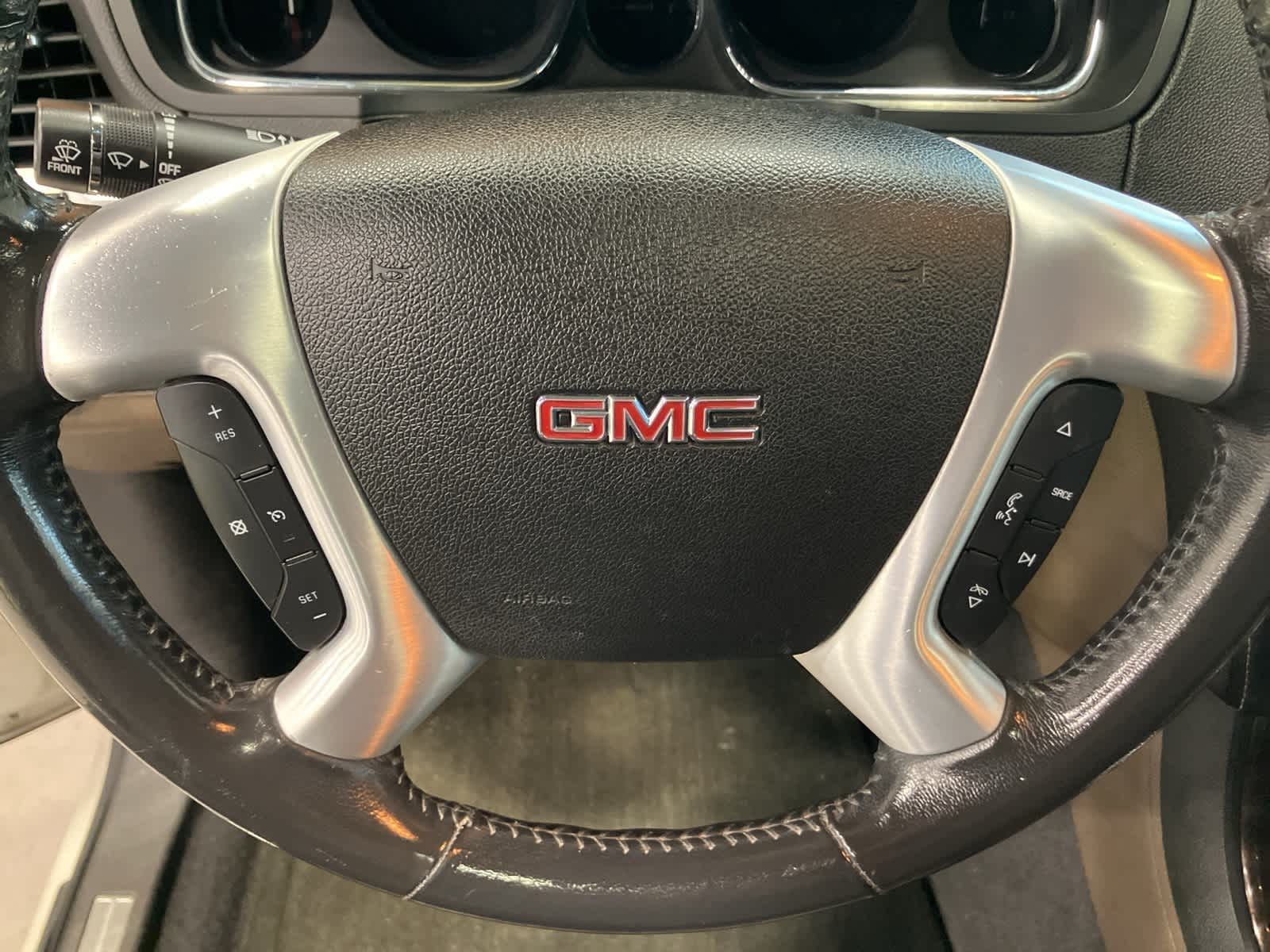 Thumbnail: 2013 GMC Acadia - 17