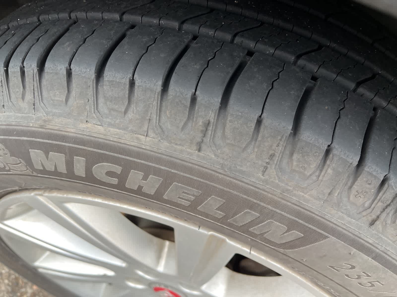 Thumbnail: 2019 Jaguar E-Pace - 20