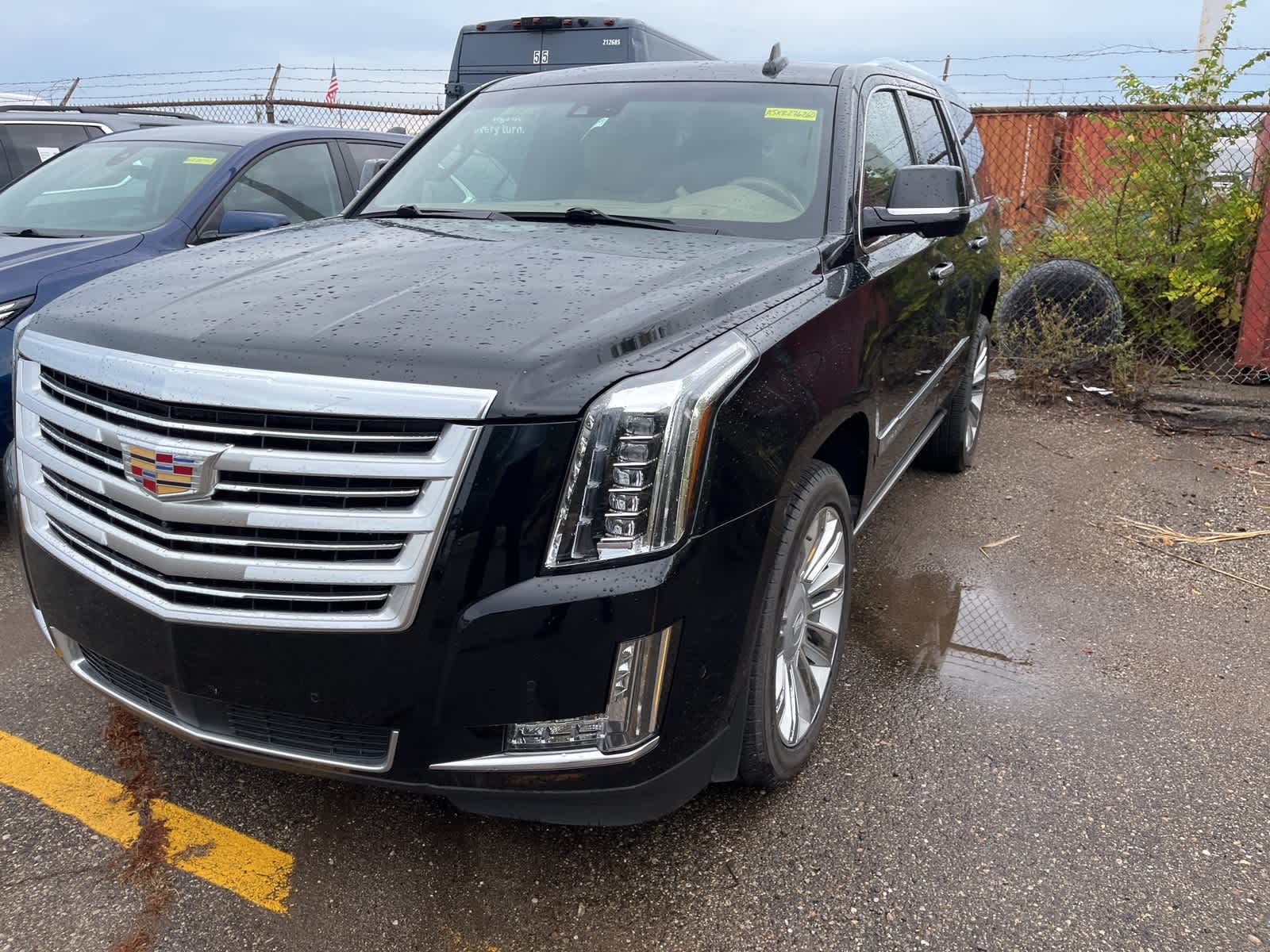 Thumbnail: 2019 Cadillac Escalade - 2