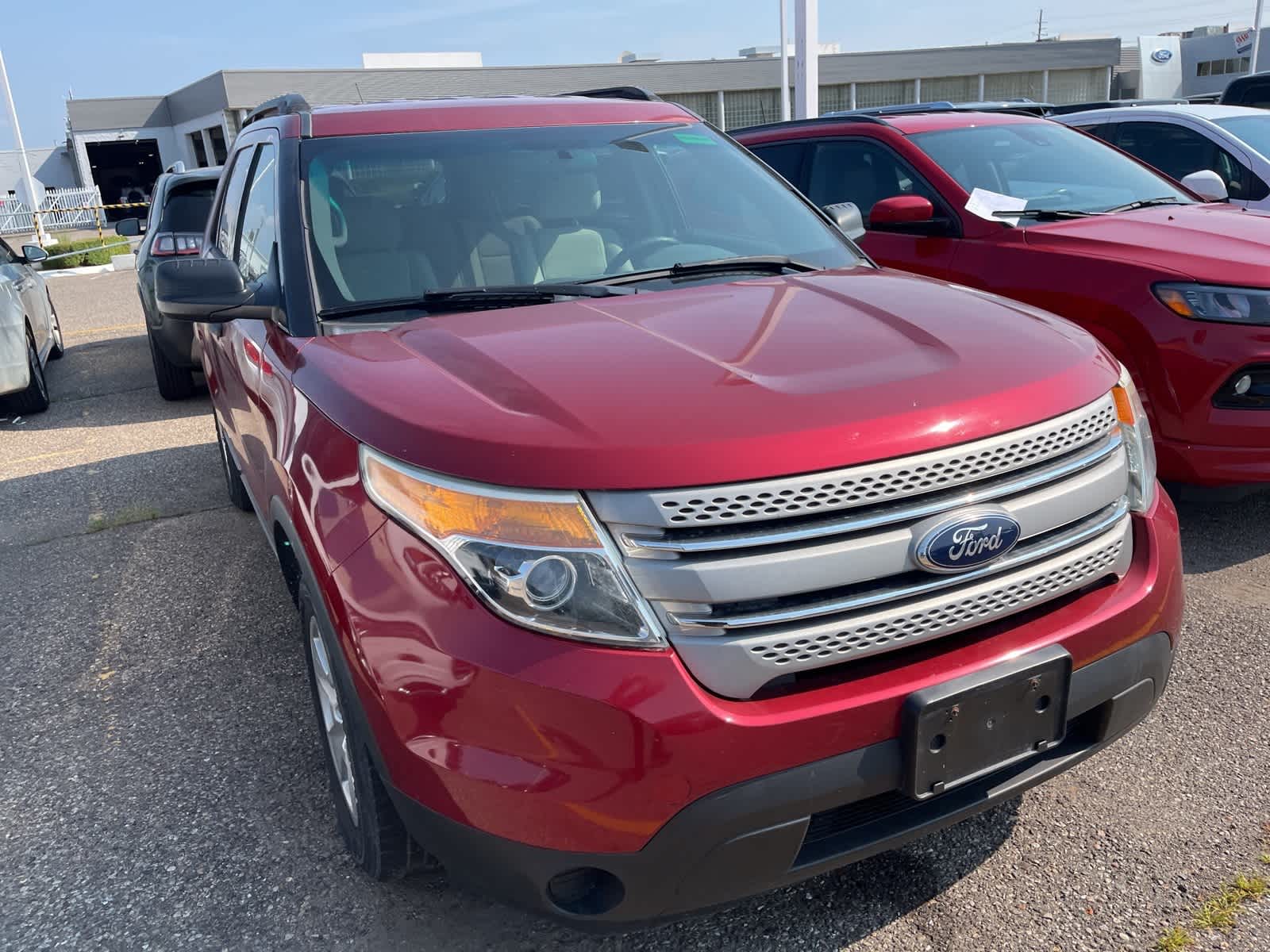 Thumbnail: 2013 Ford Explorer - 19