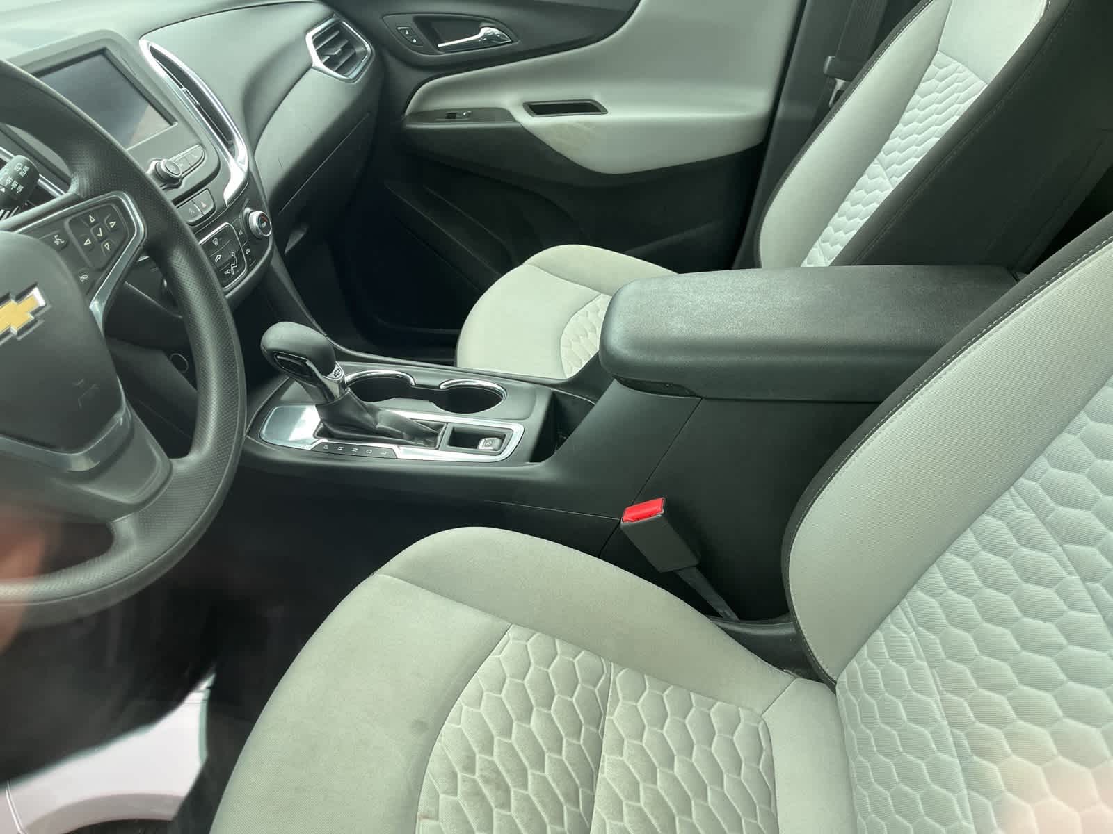 Thumbnail: 2022 Chevrolet Equinox - 28