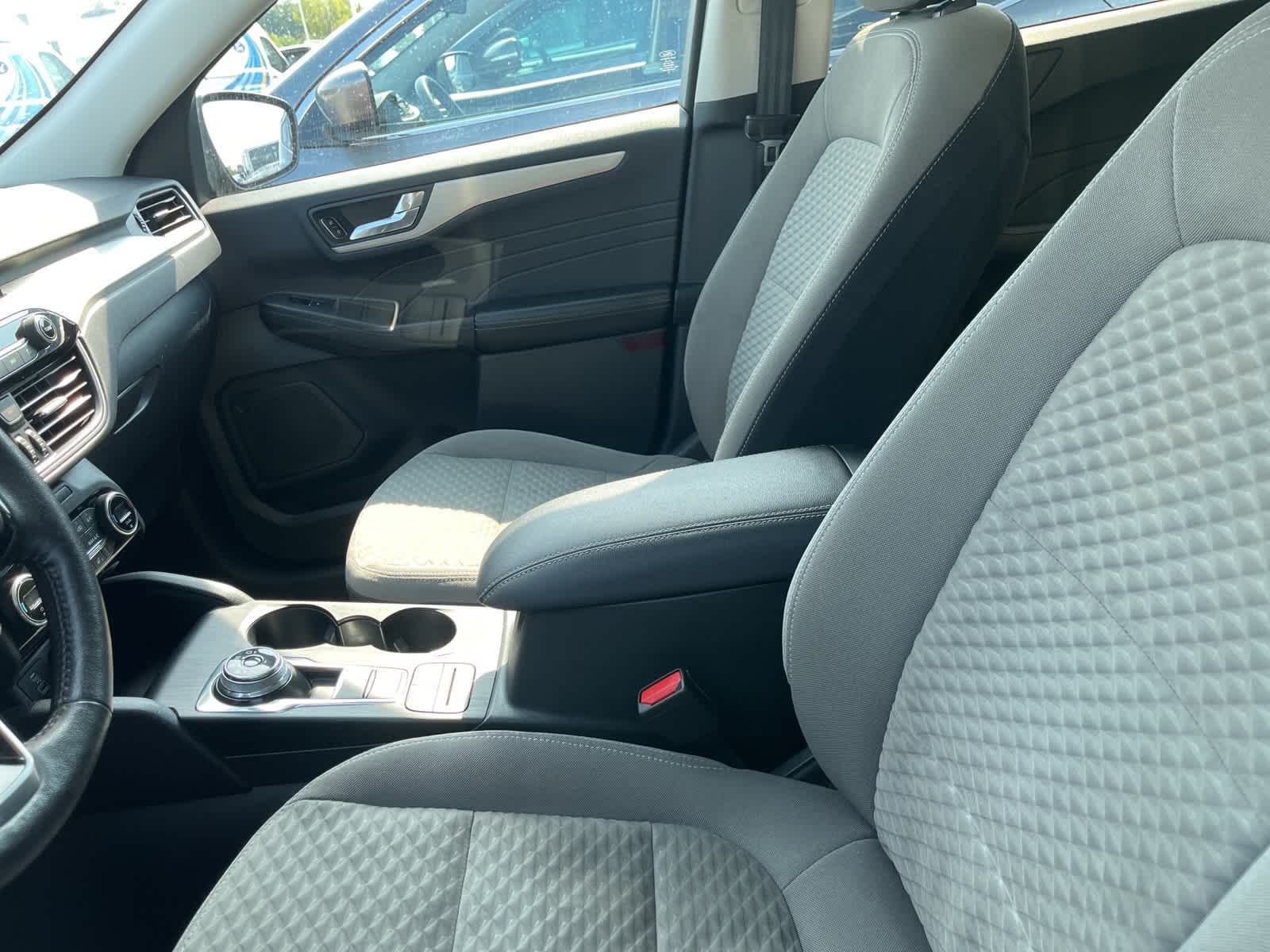 Thumbnail: 2021 Ford Escape - 21