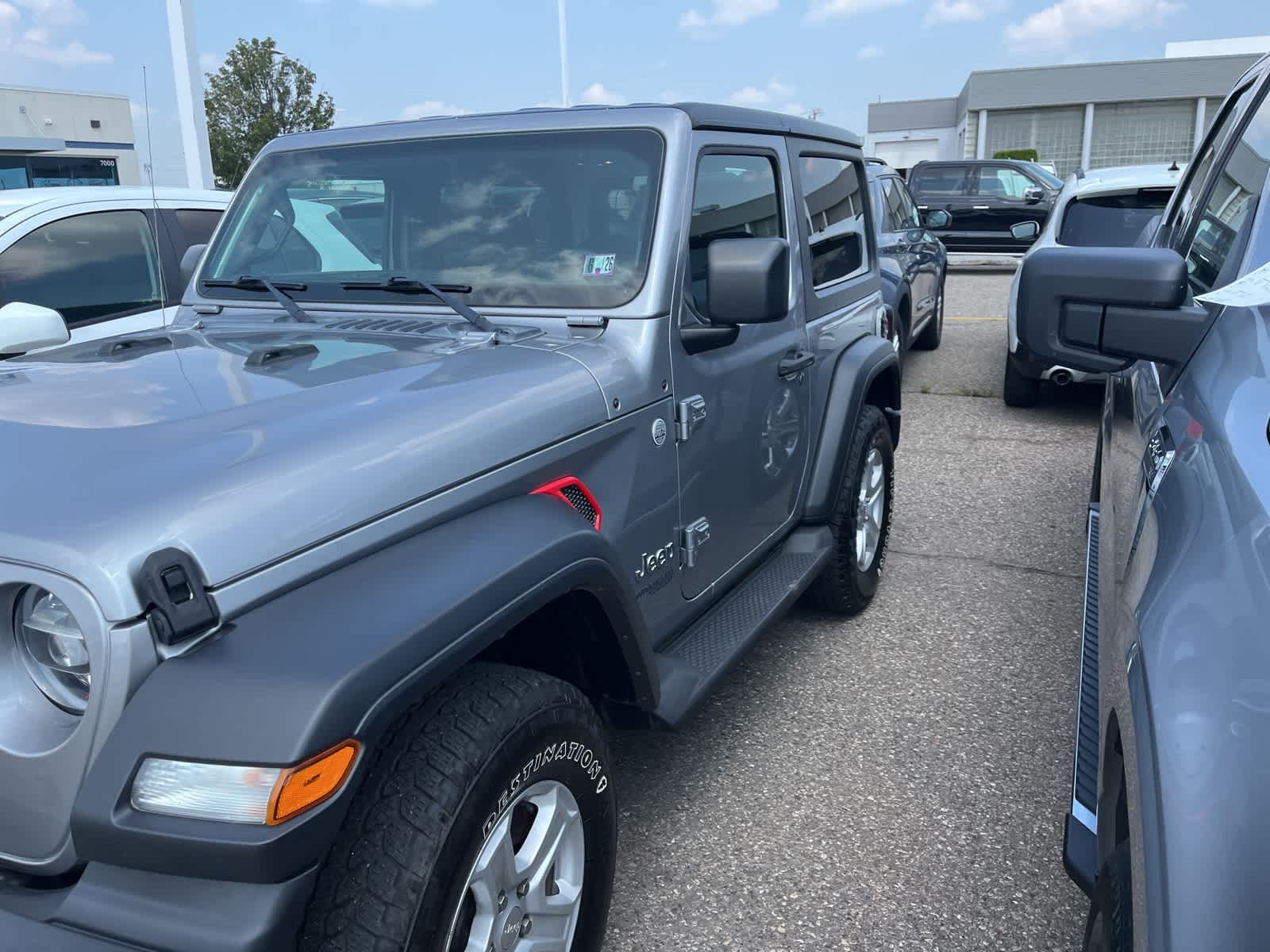 Thumbnail: 2020 Jeep Wrangler - 5