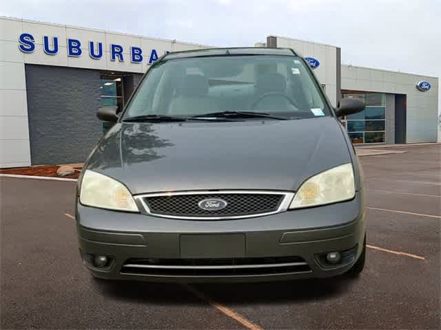 Thumbnail: 2005 Ford Focus - 3