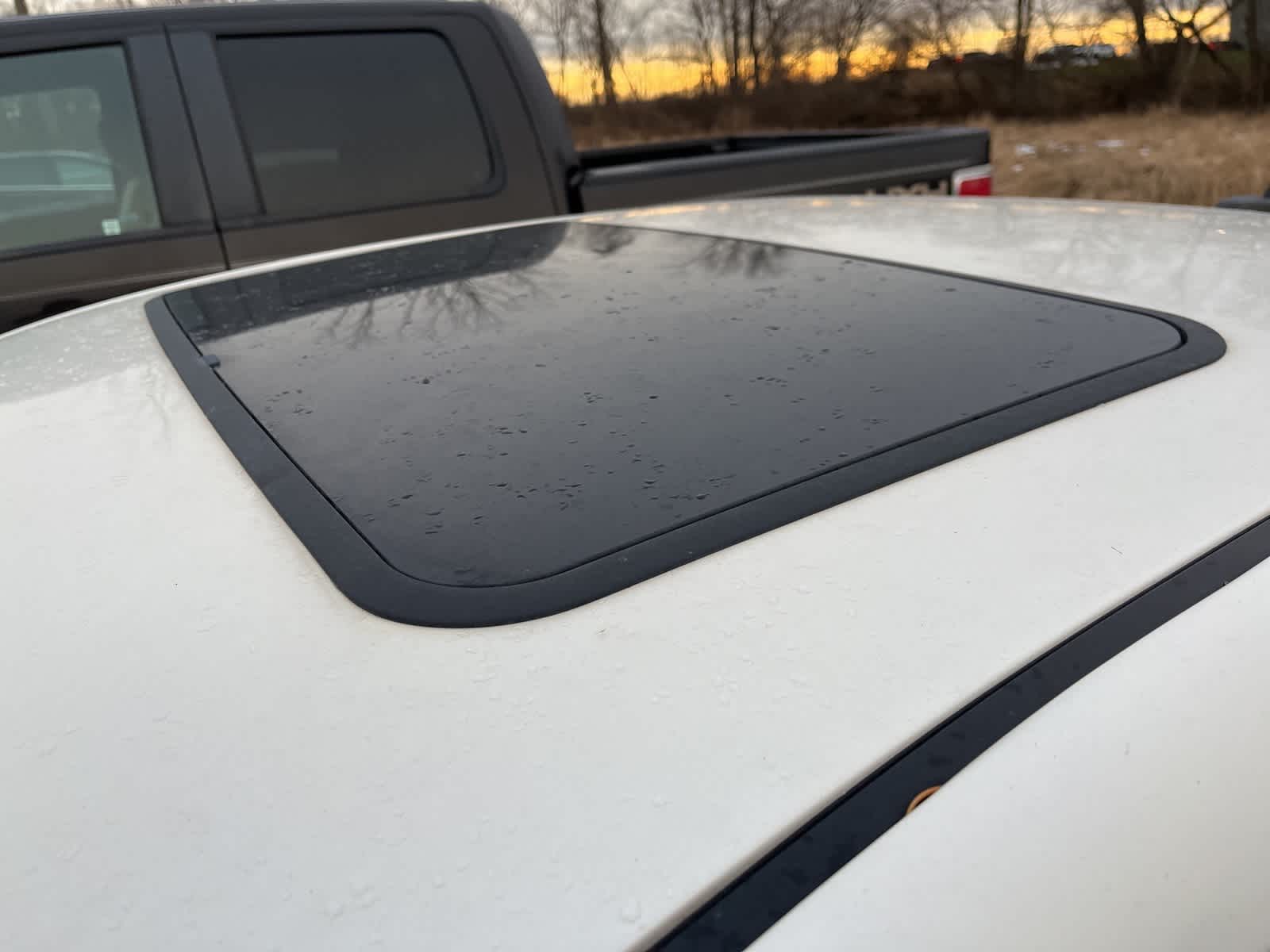 Thumbnail: 2010 Chevrolet Malibu - 22