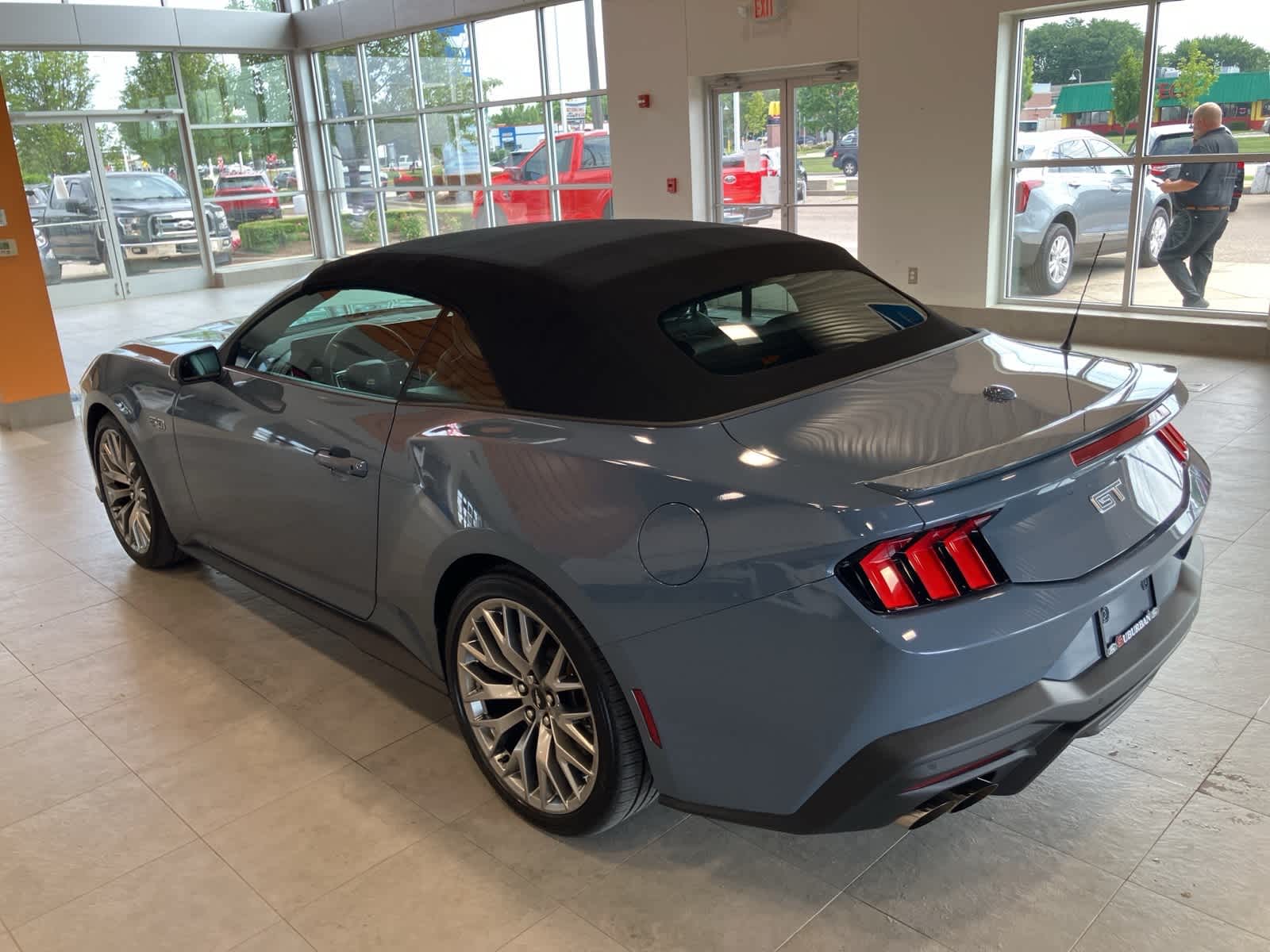 Thumbnail: 2025 Ford Mustang - 27