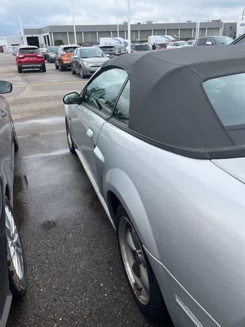 2001 Ford Mustang GT 4
