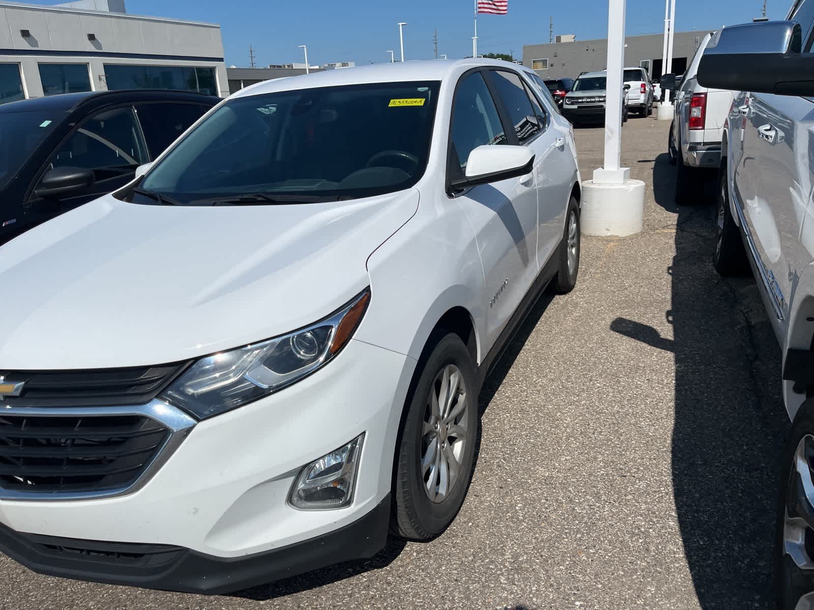 Thumbnail: 2021 Chevrolet Equinox - 3