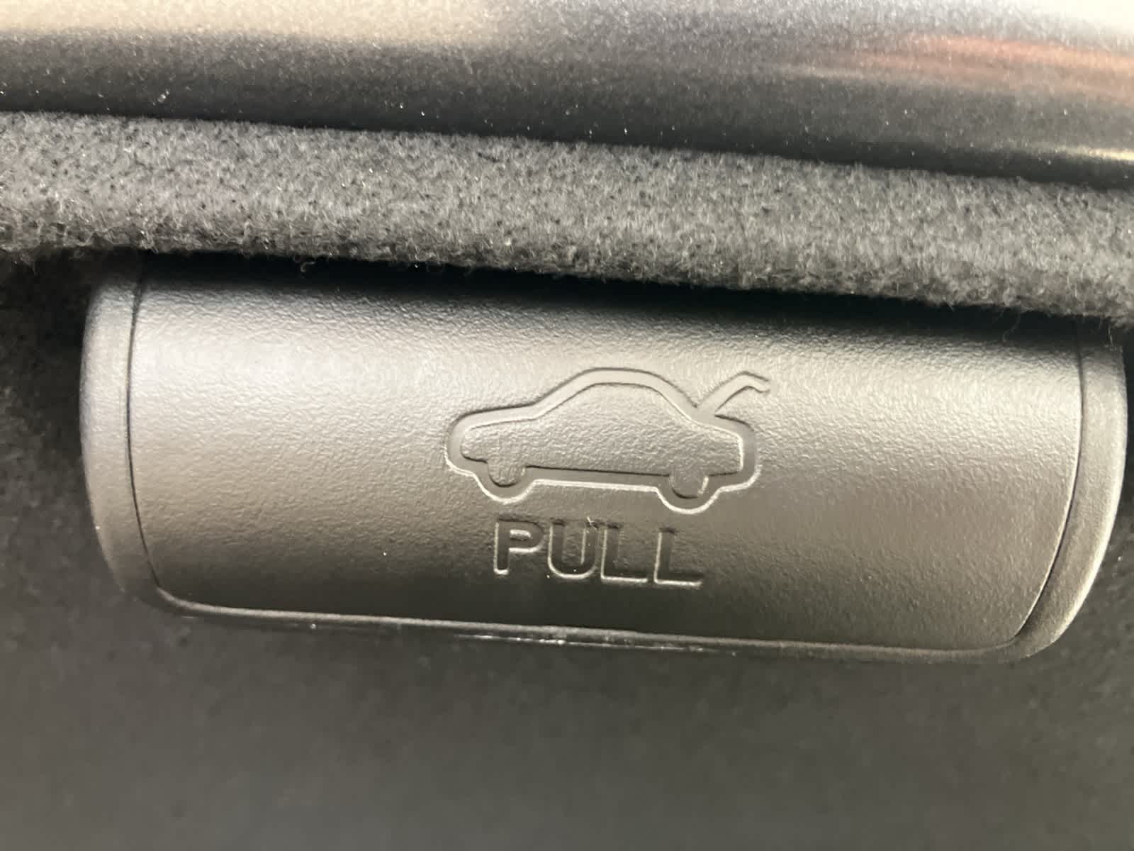 Thumbnail: 2022 Kia Forte - 24