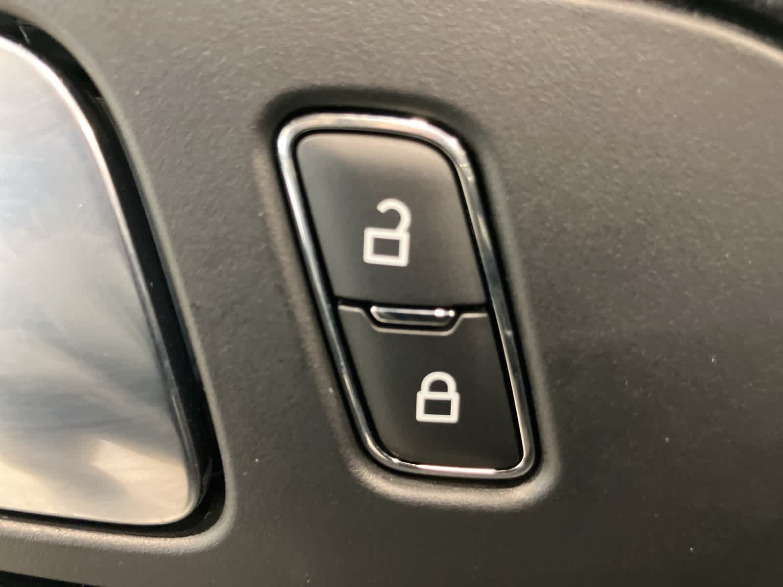 Thumbnail: 2024 Ford Mustang - 13