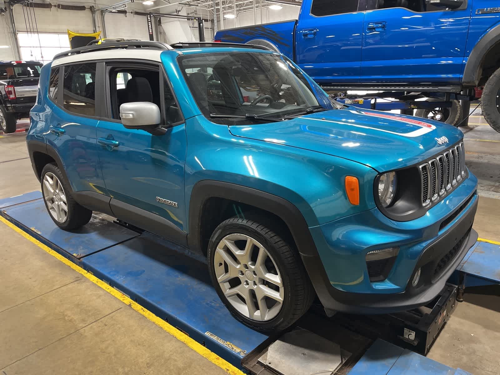 2021 Jeep Renegade Islander 11