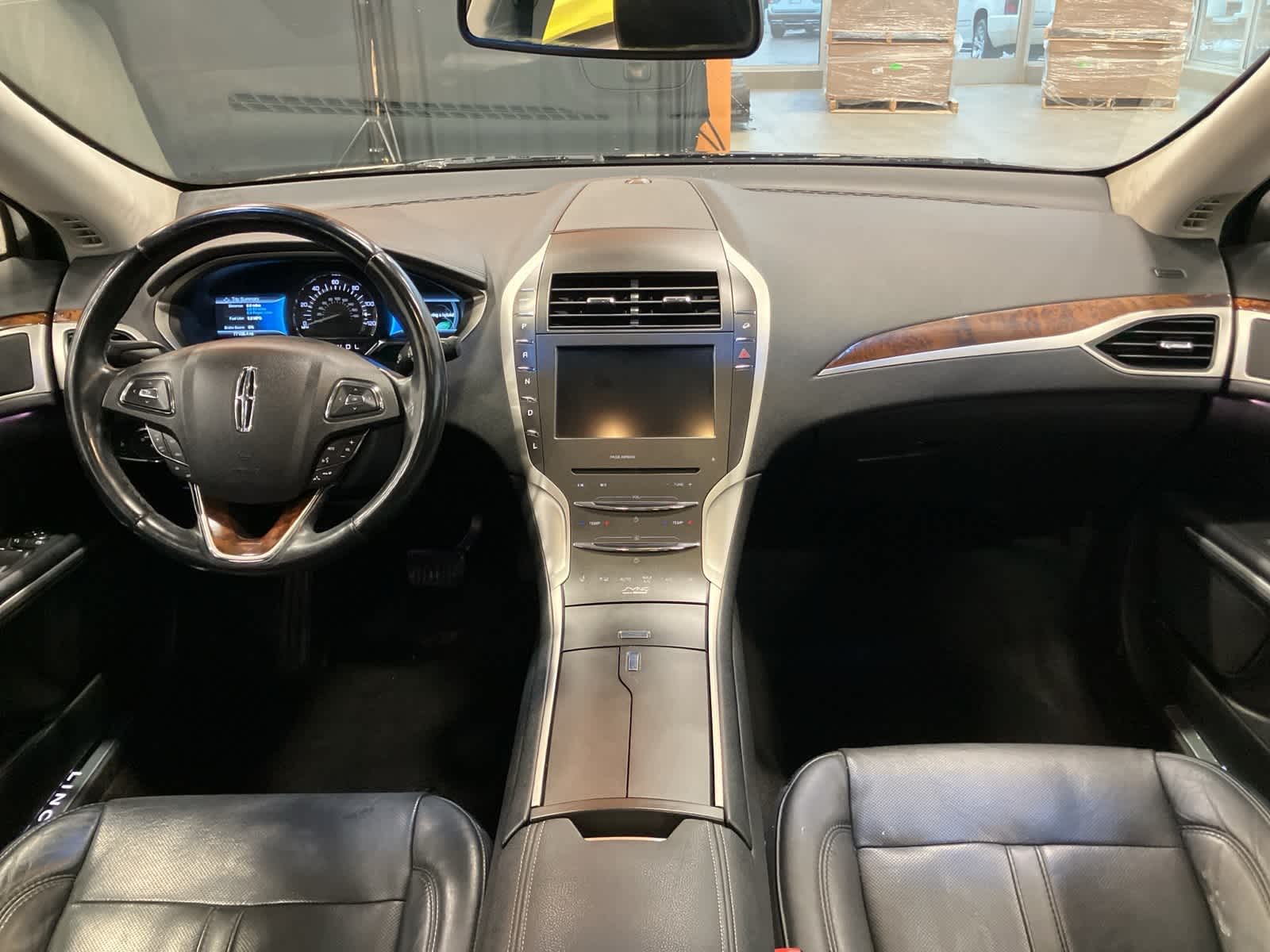 Thumbnail: 2015 Lincoln MKZ - 26