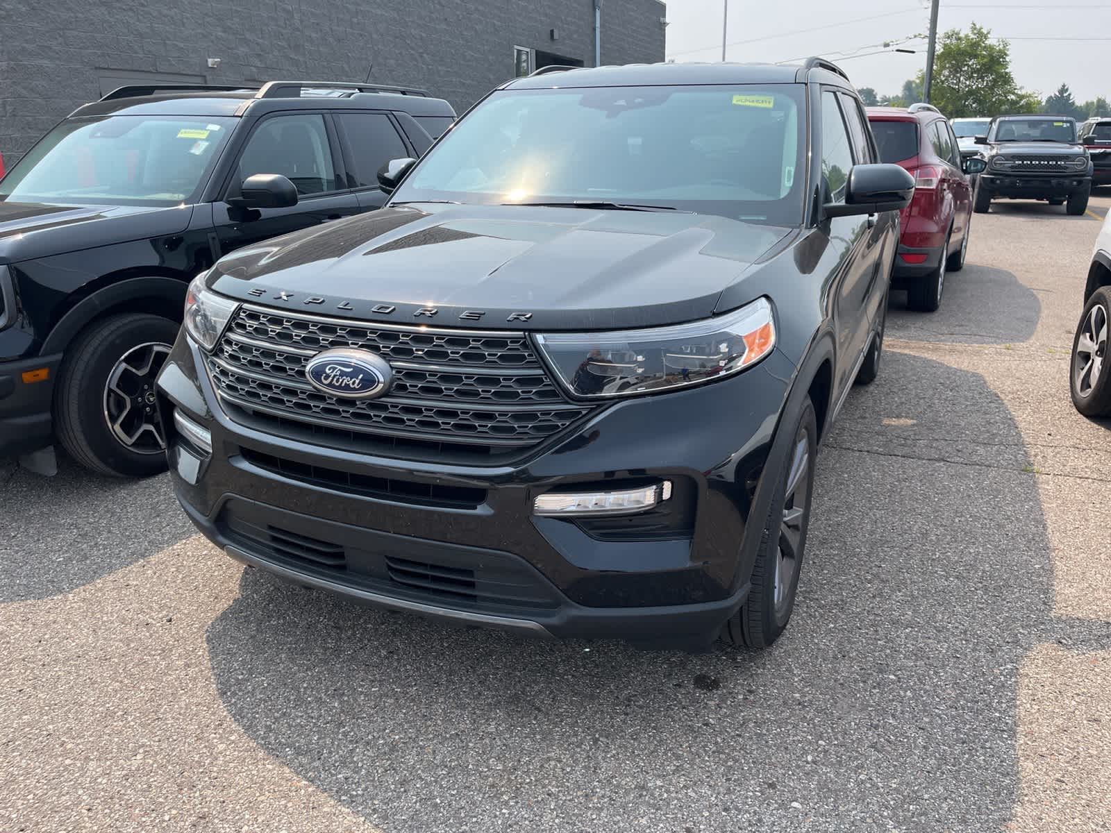 Thumbnail: 2023 Ford Explorer - 3