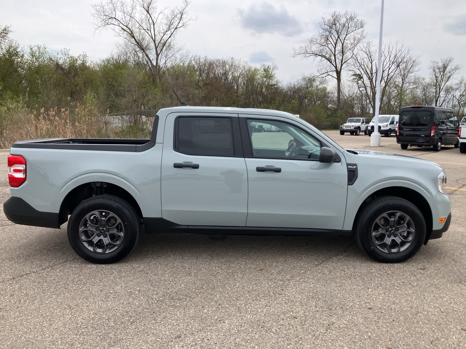 2023 Ford Maverick XLT 4