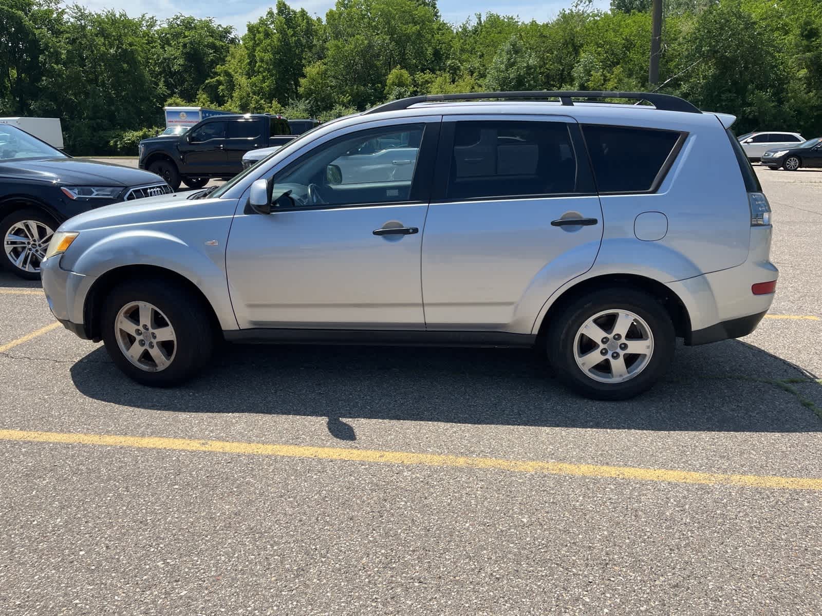 Thumbnail: 2007 Mitsubishi Outlander - 5