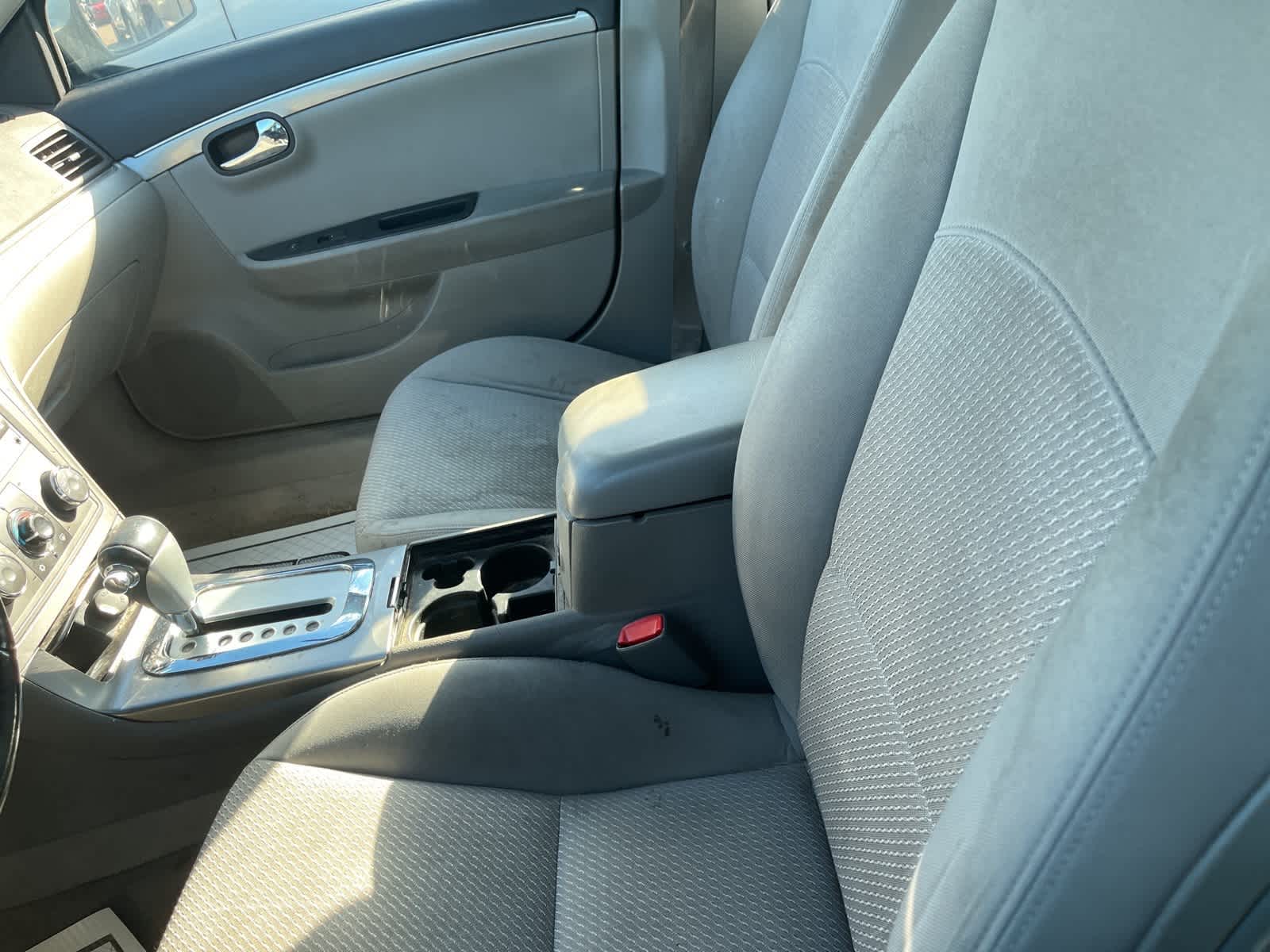 Thumbnail: 2008 Saturn Aura - 22