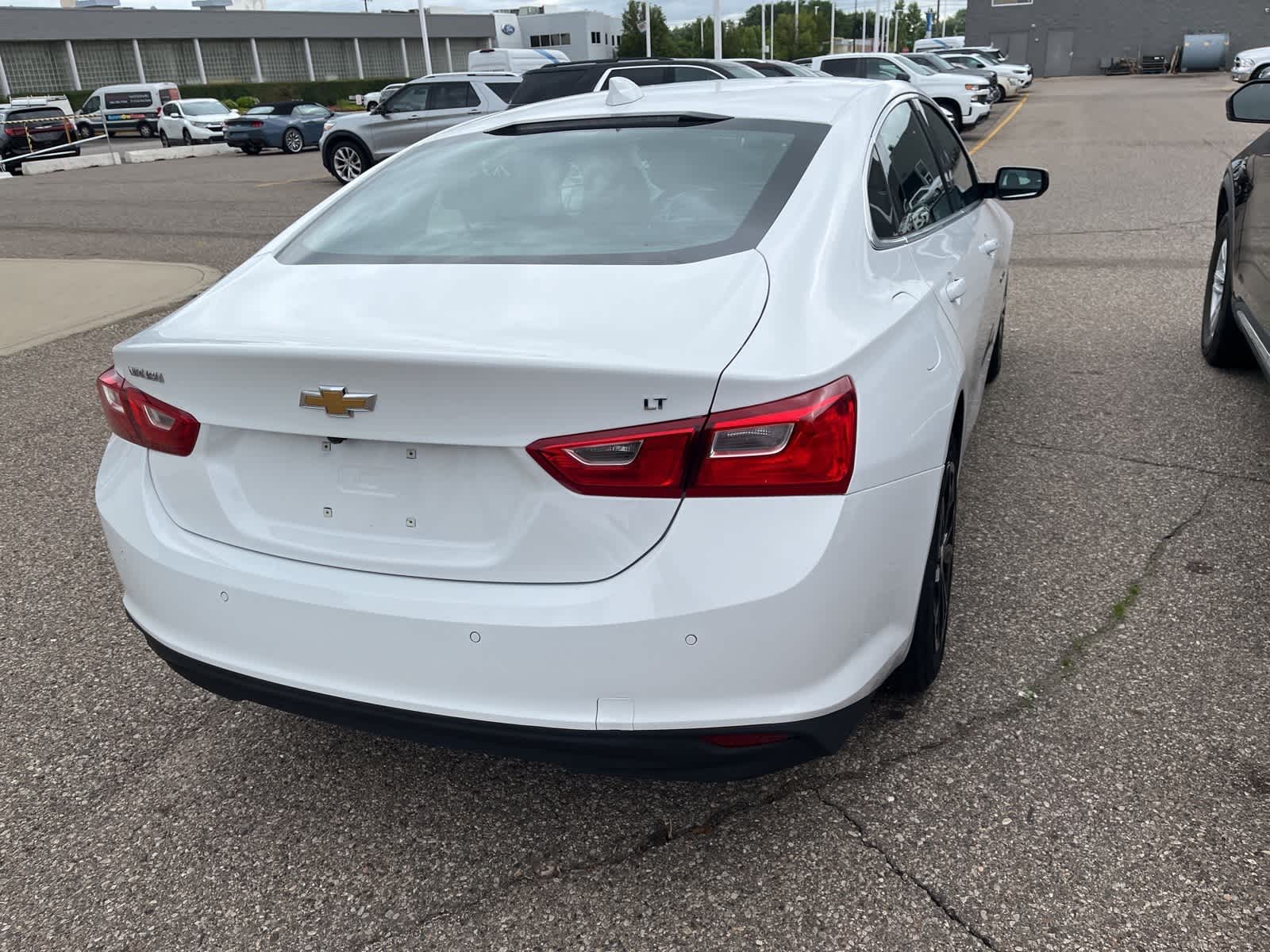 Thumbnail: 2024 Chevrolet Malibu - 11
