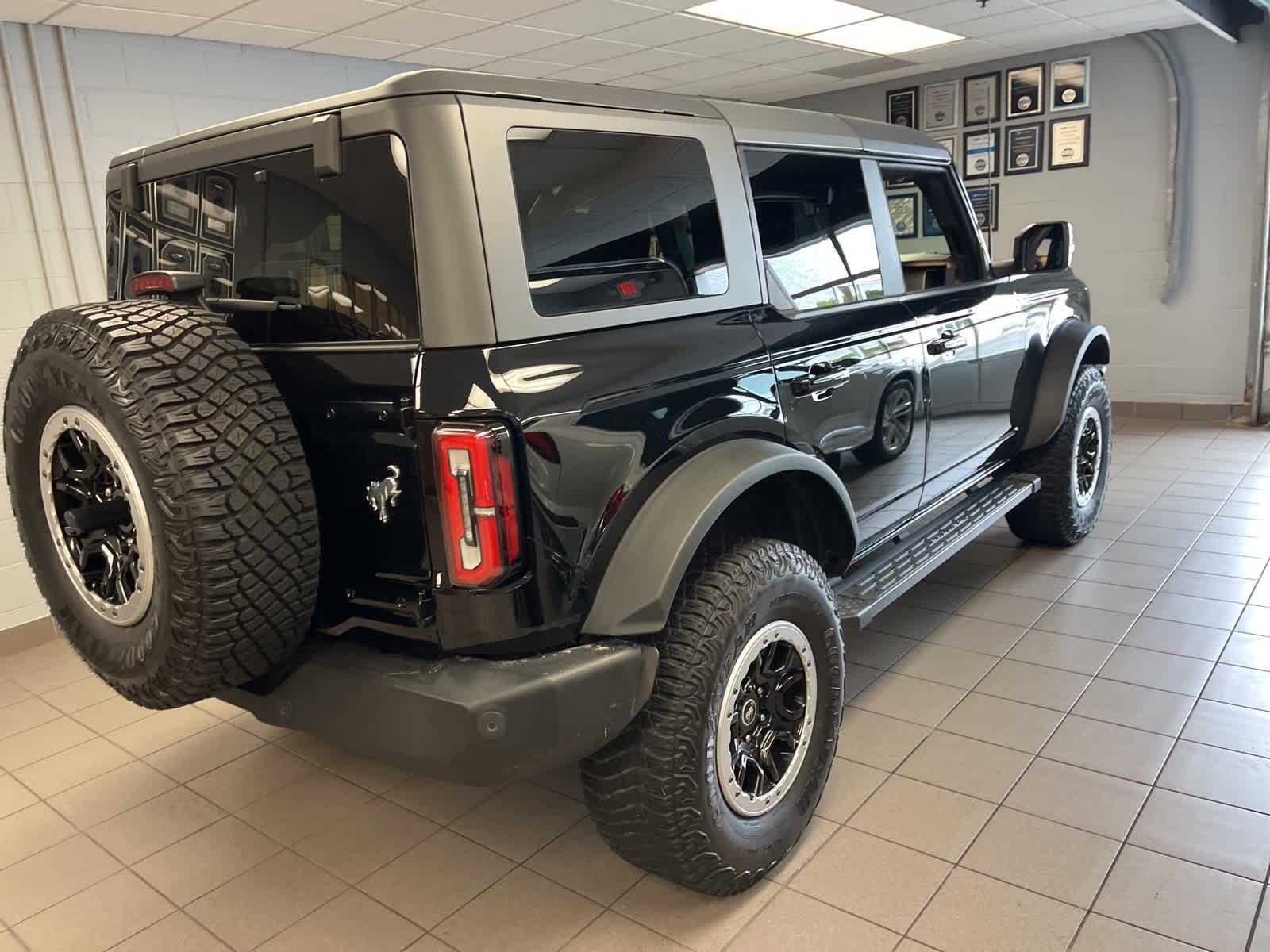 2022 Ford Bronco Outer Banks 15