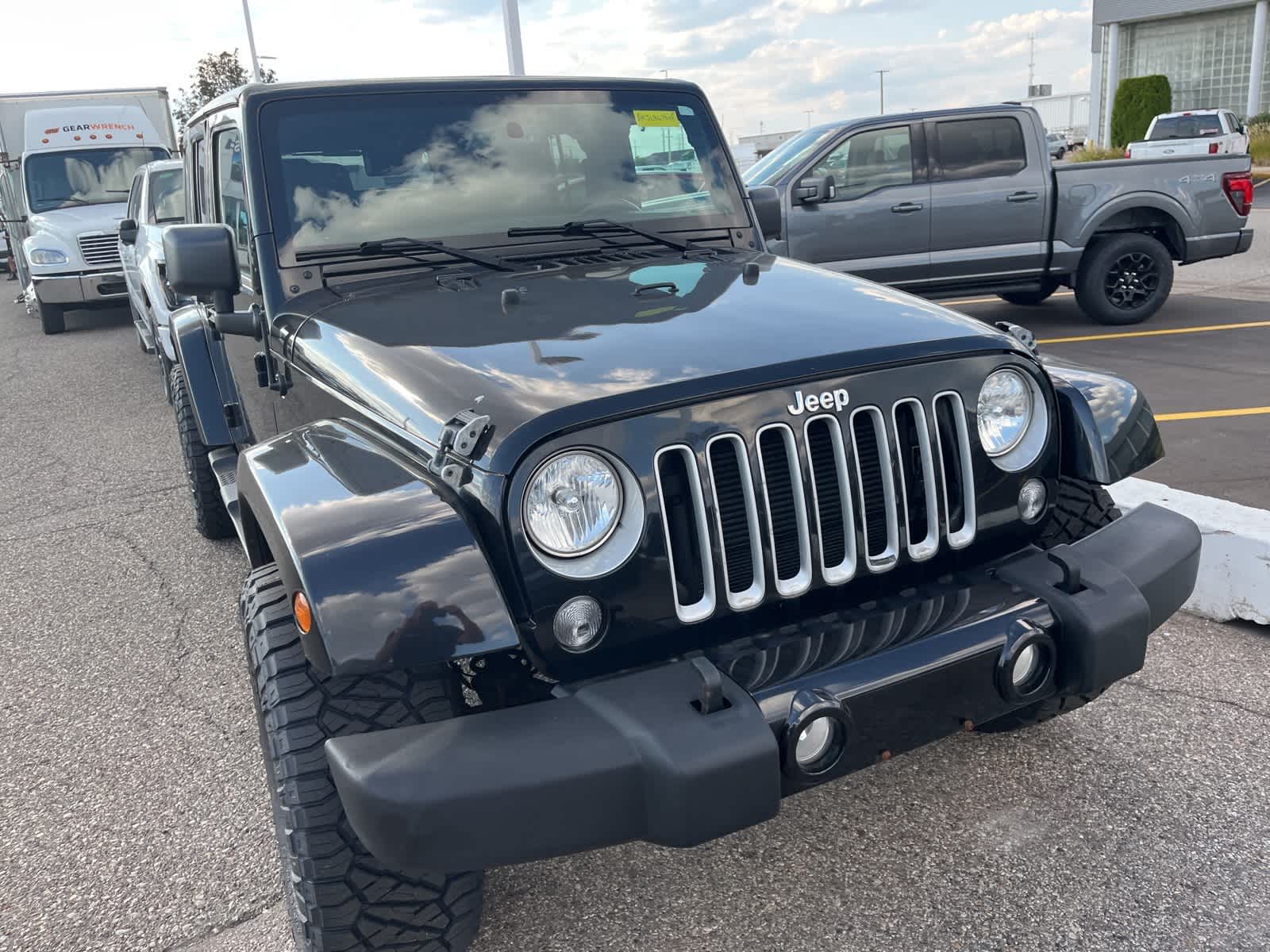Thumbnail: 2019 Jeep Wrangler - 20