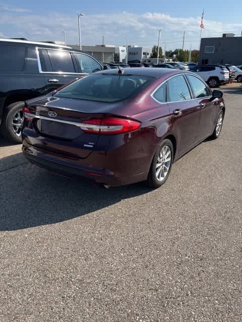 Thumbnail: 2017 Ford Fusion - 4