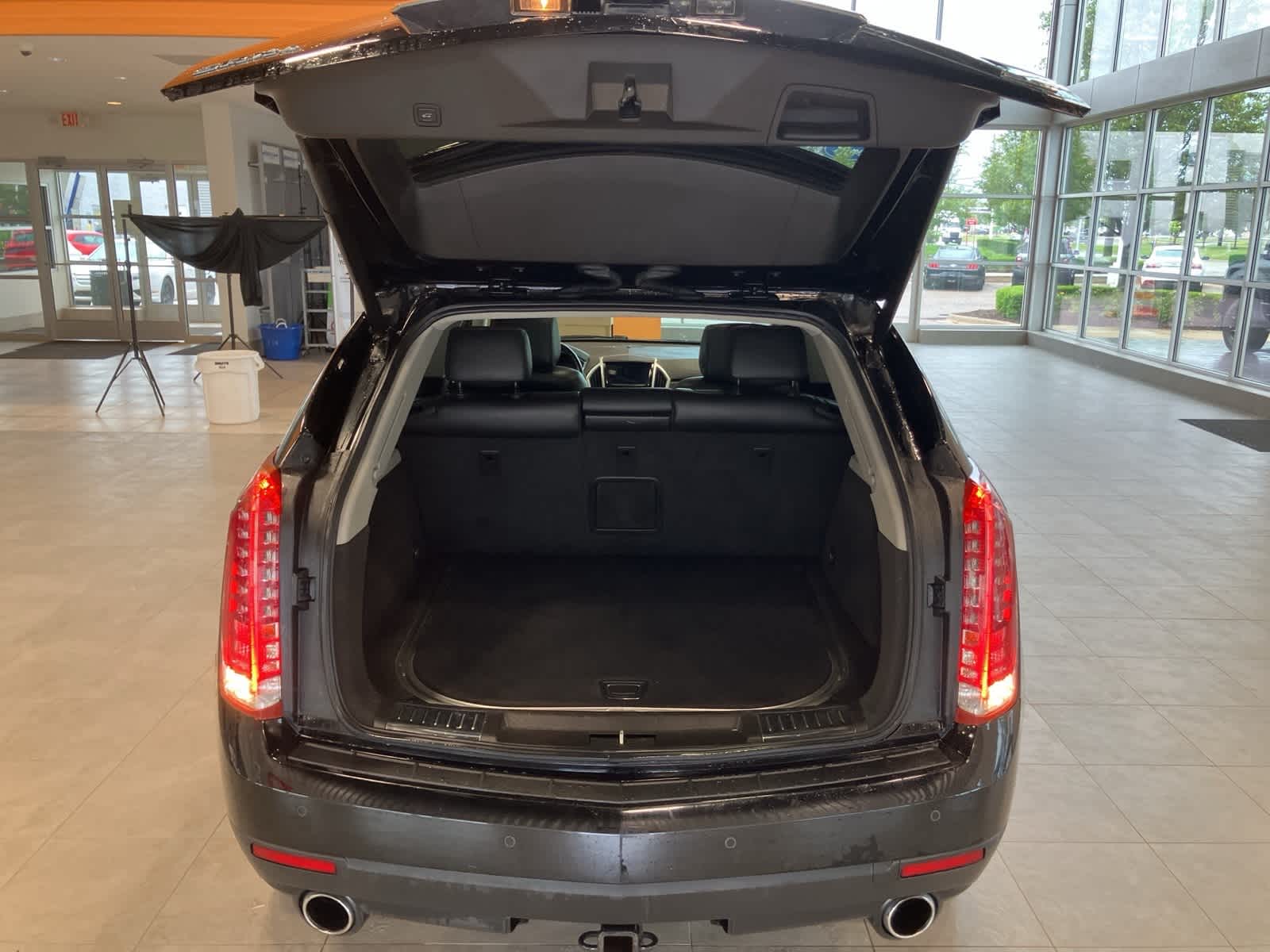 Thumbnail: 2016 Cadillac SRX - 26