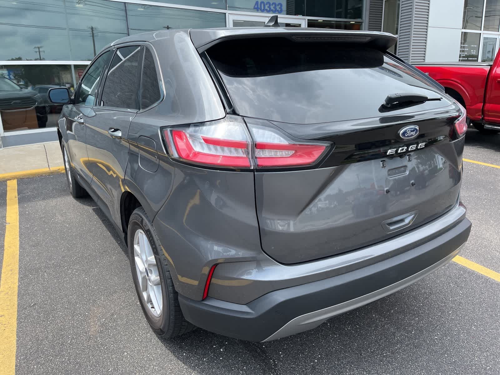 Thumbnail: 2022 Ford Edge - 10