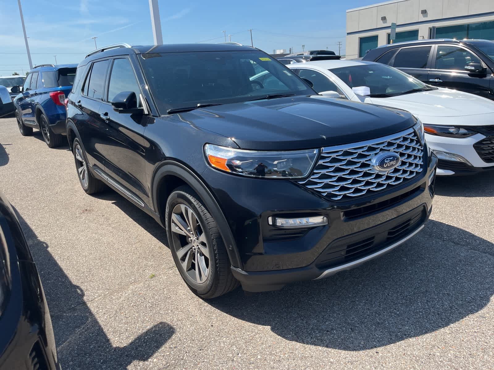 Thumbnail: 2020 Ford Explorer - 18