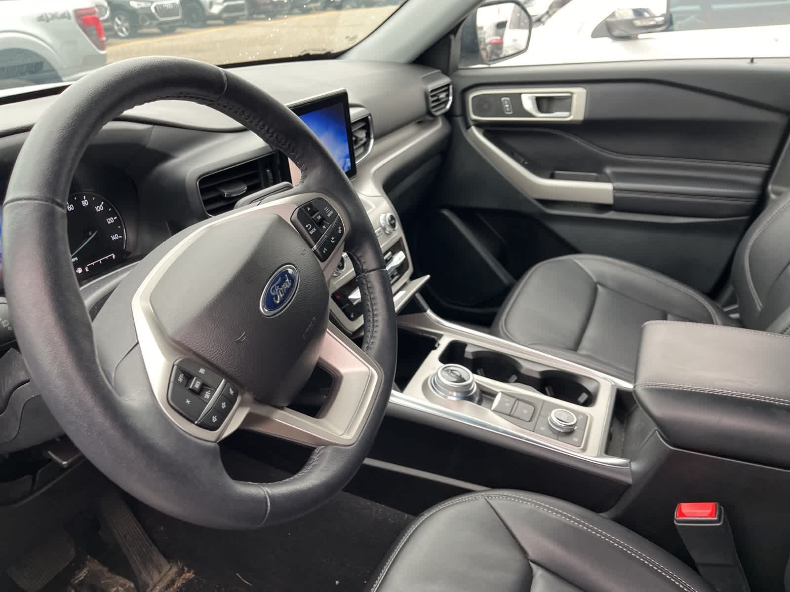 Thumbnail: 2023 Ford Explorer - 26