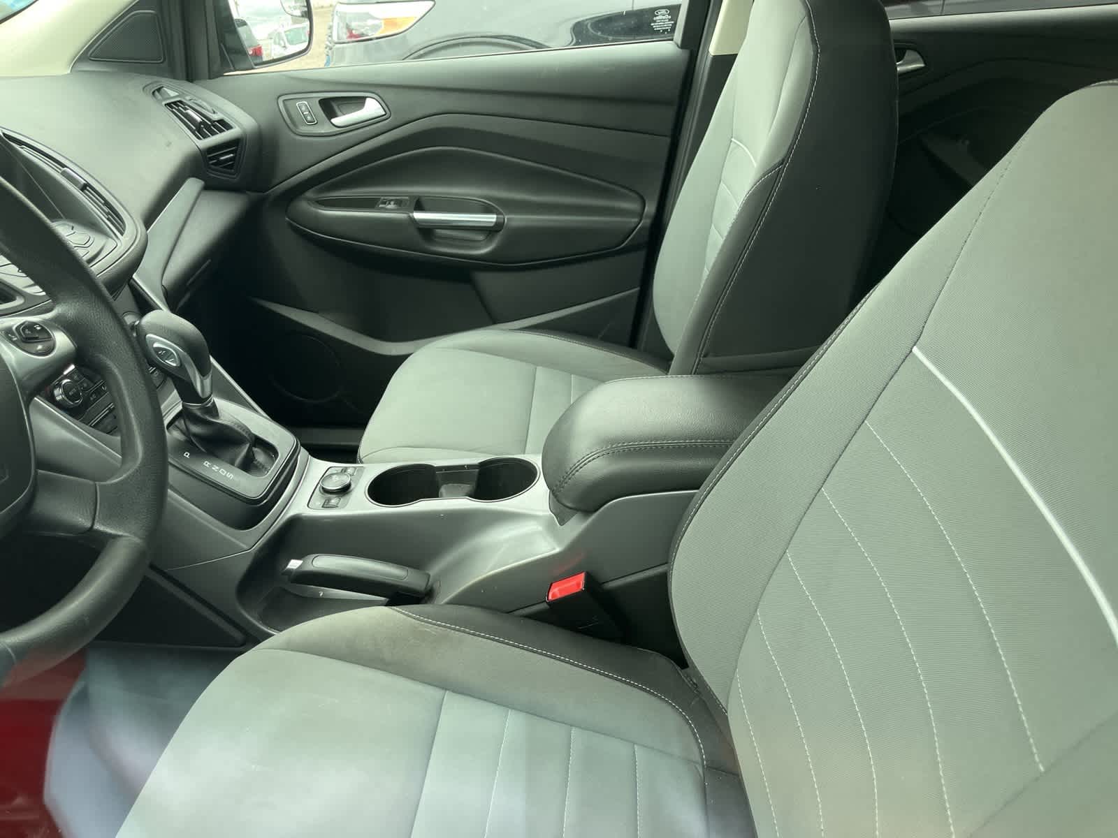 Thumbnail: 2015 Ford Escape - 24
