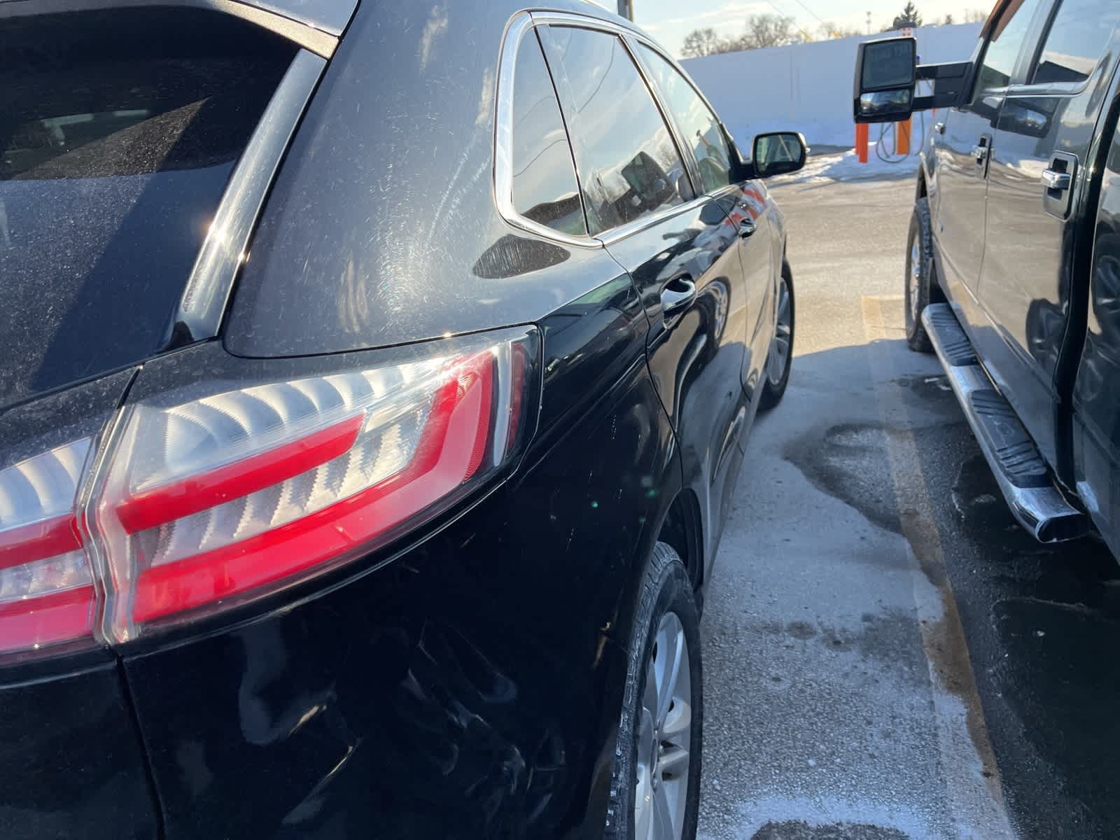 Thumbnail: 2019 Ford Edge - 17