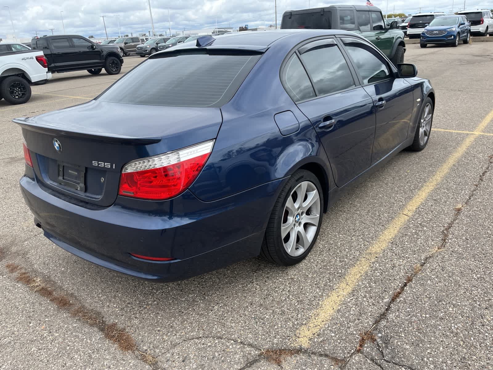 Thumbnail: 2009 BMW 5 Series - 14