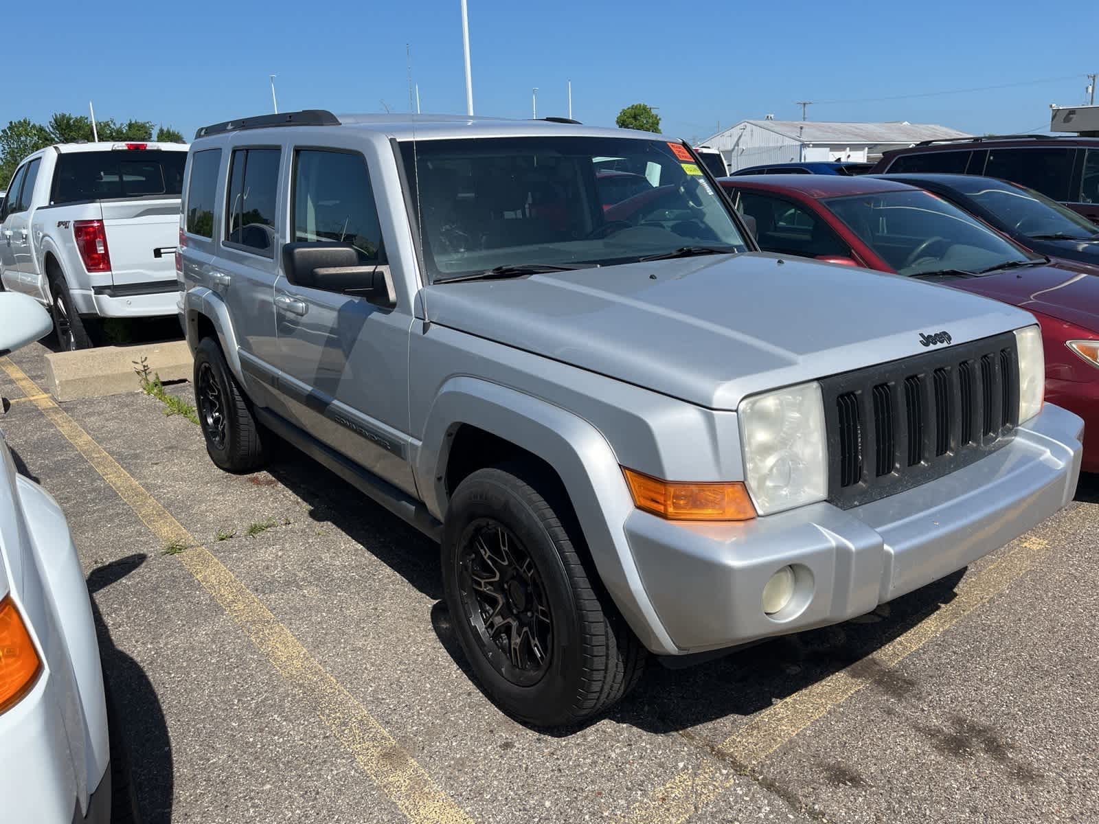 Thumbnail: 2007 Jeep Commander - 17