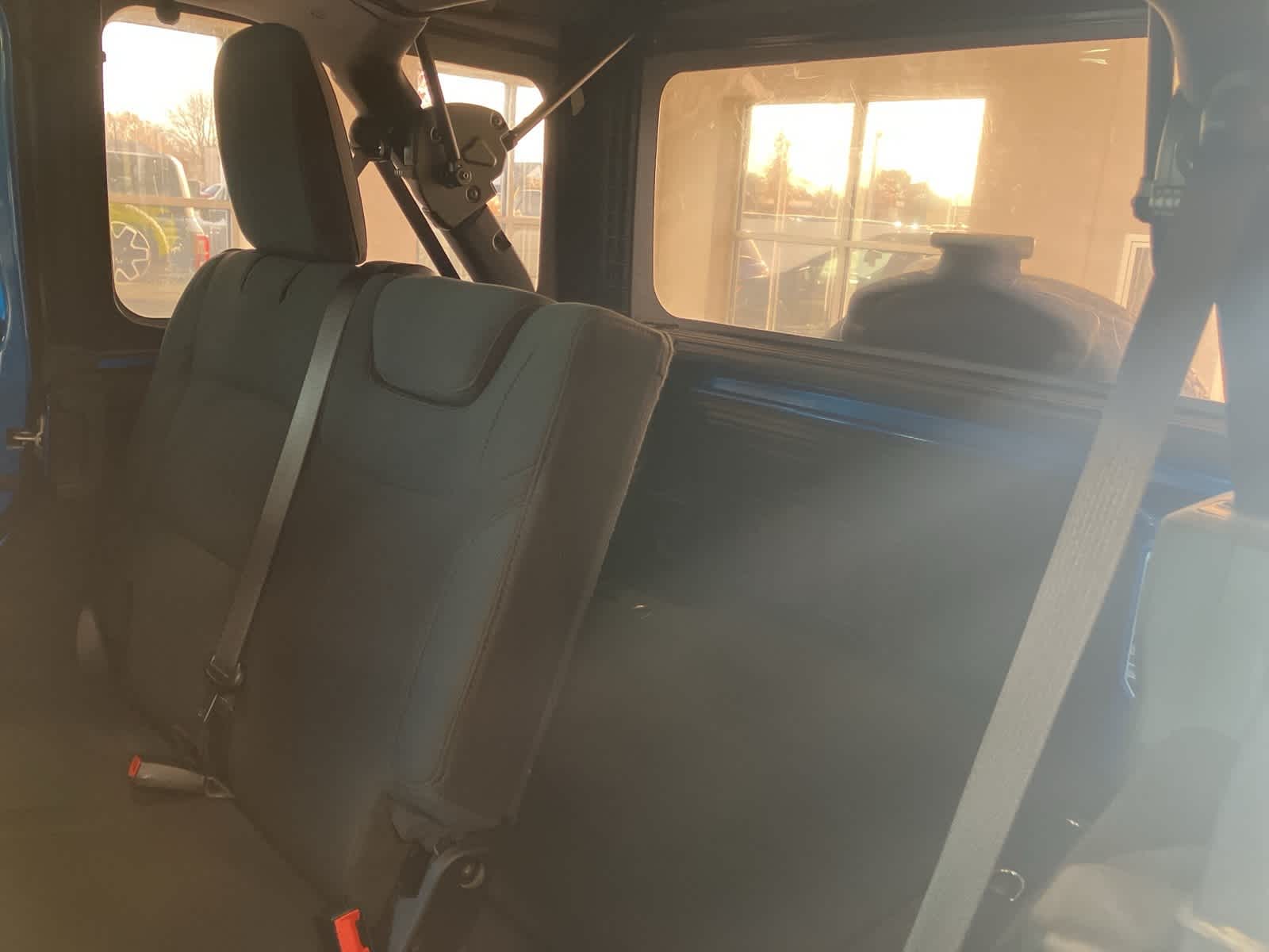 Thumbnail: 2021 Jeep Wrangler - 23