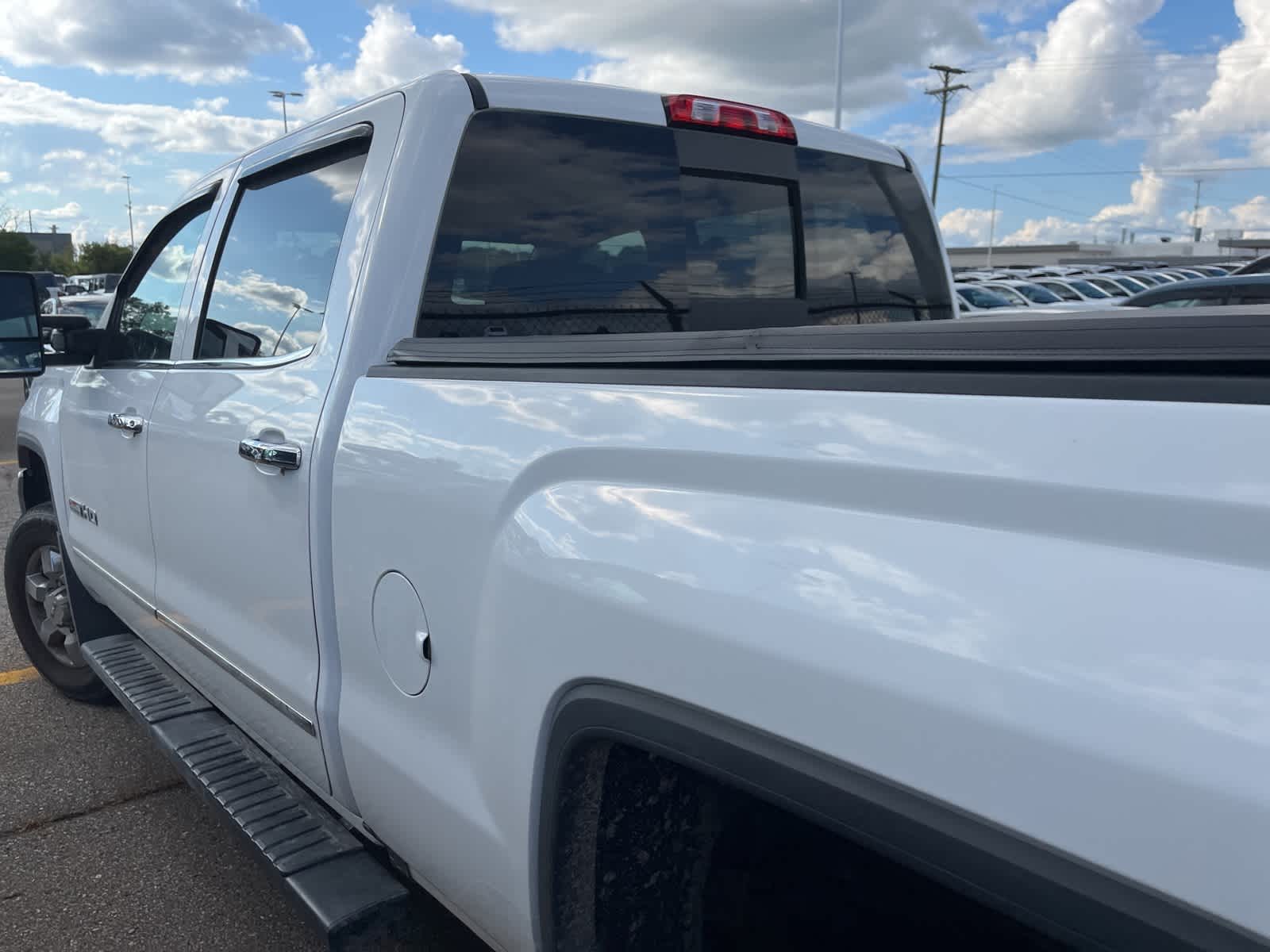 Thumbnail: 2015 GMC Sierra 2500 - 11