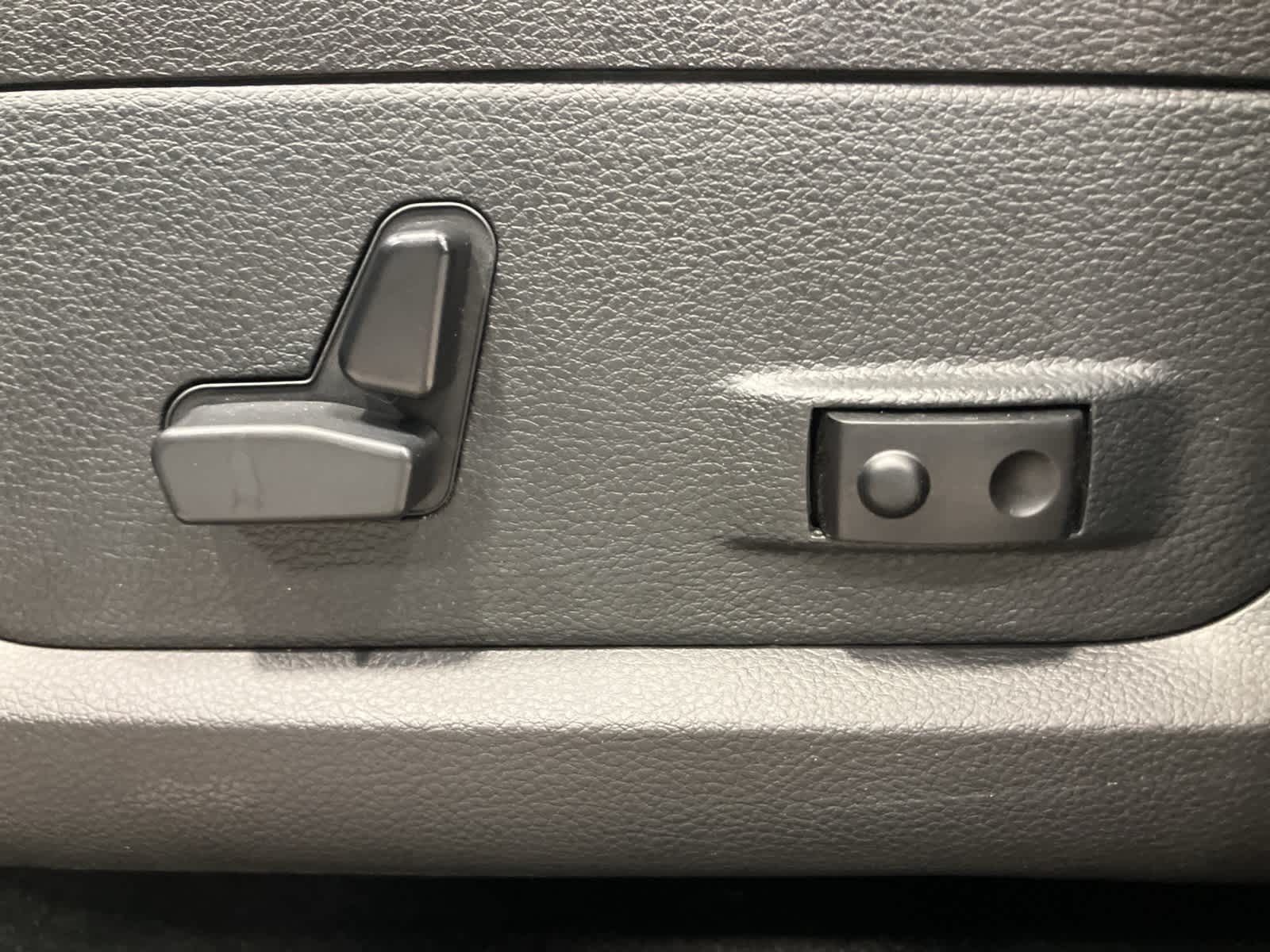 Thumbnail: 2016 RAM 1500 - 11