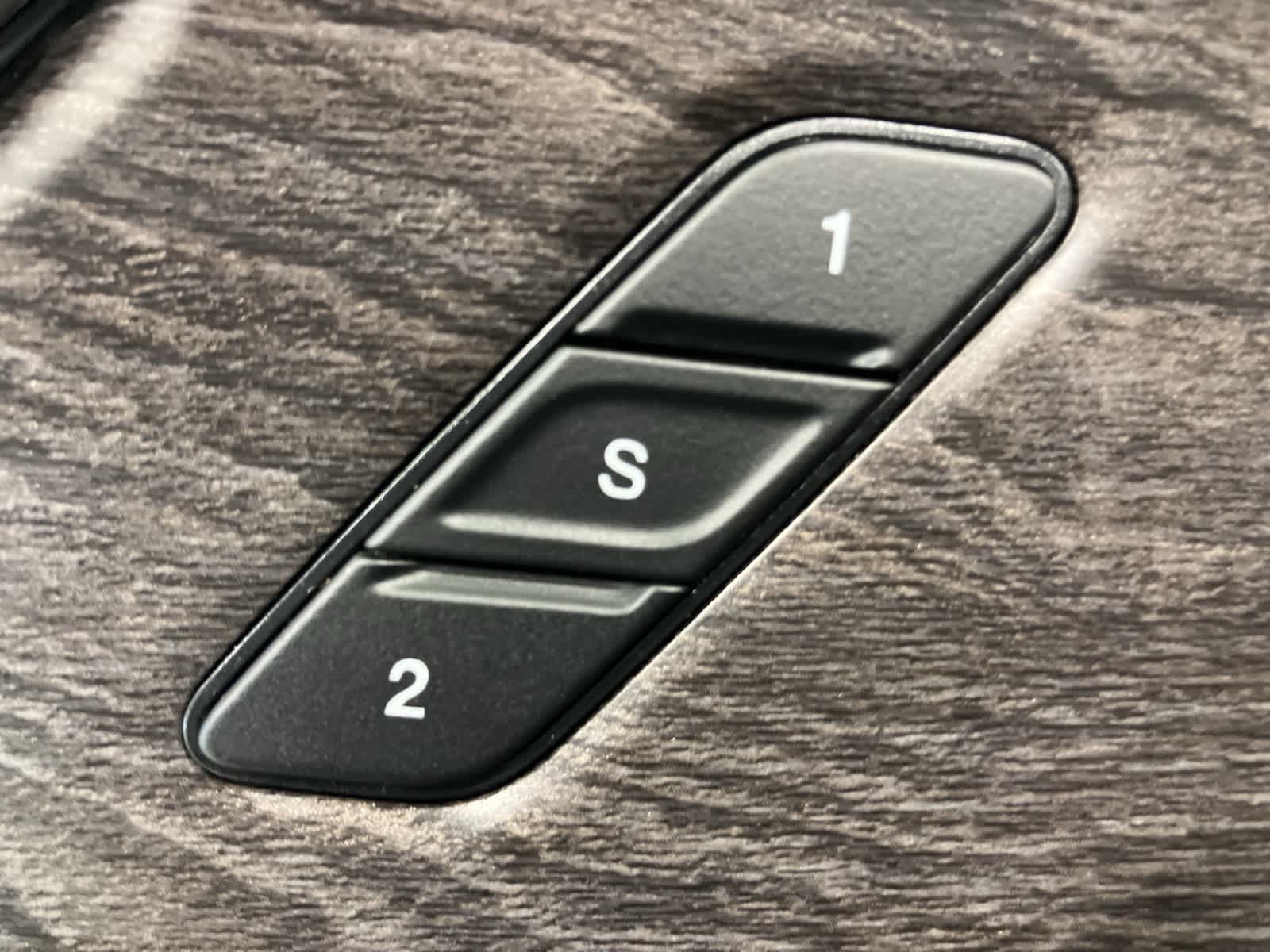 Thumbnail: 2023 Jeep Grand Cherokee - 13