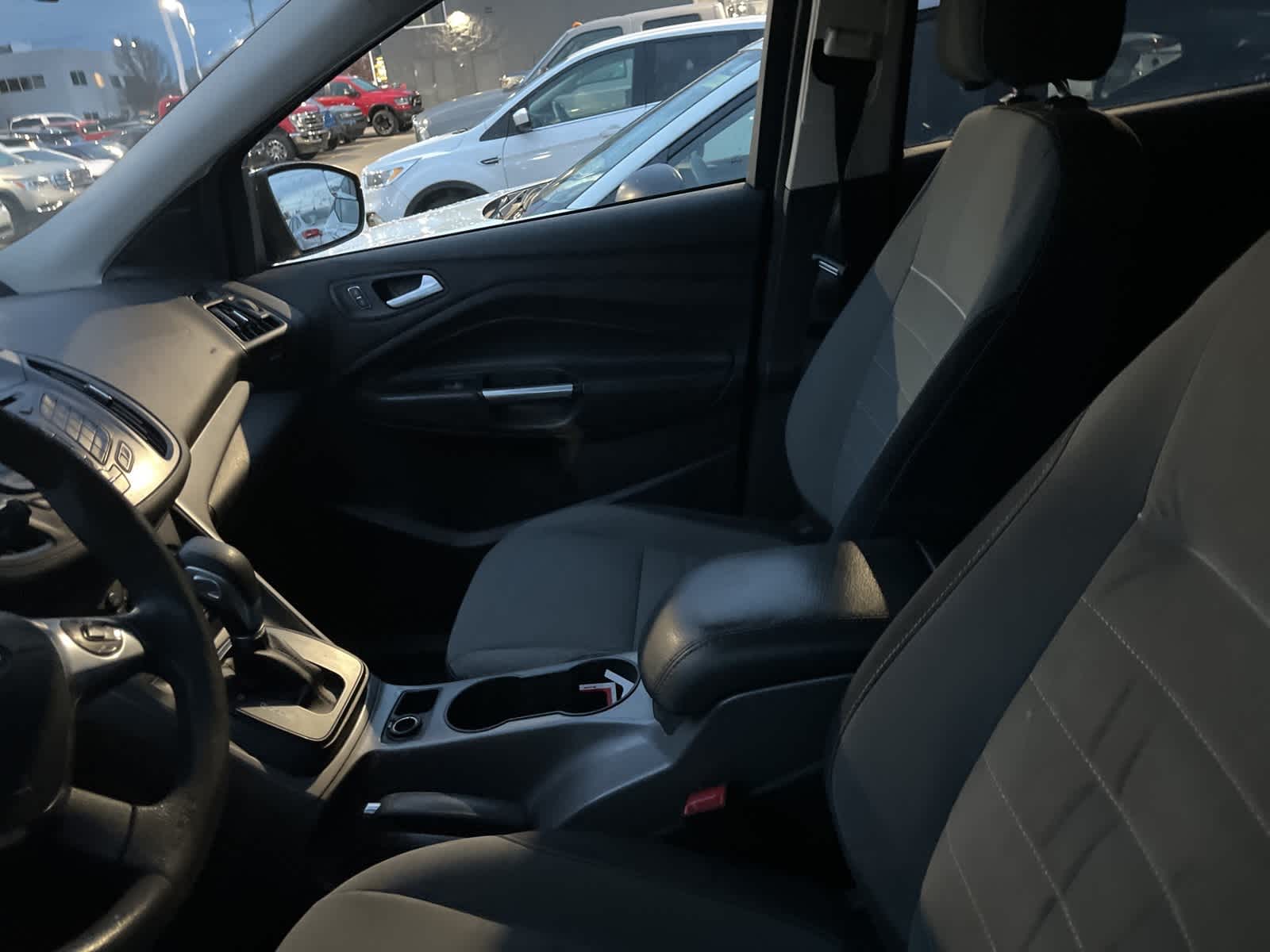 Thumbnail: 2015 Ford Escape - 24