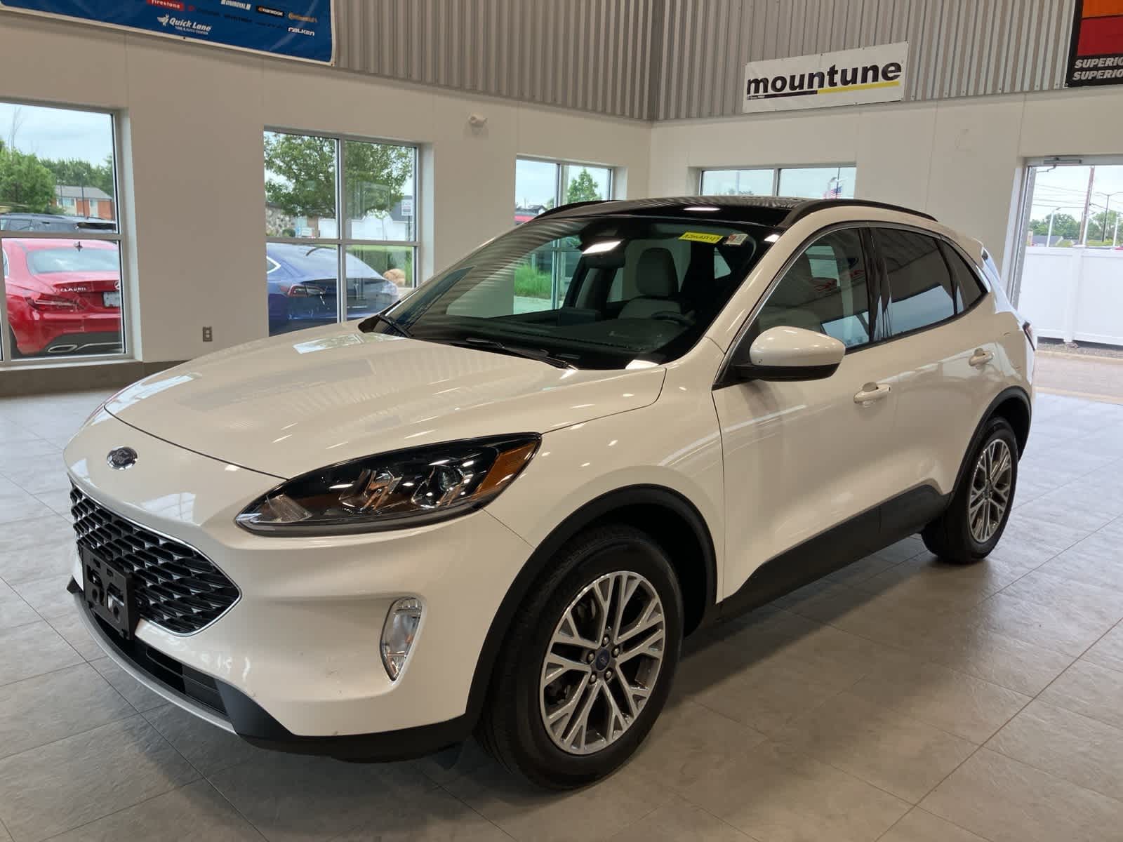 Thumbnail: 2022 Ford Escape - 1