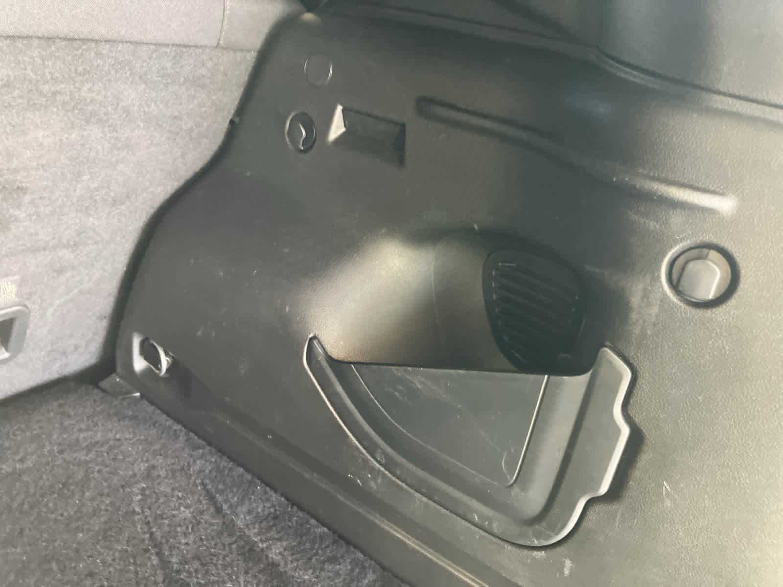 Thumbnail: 2022 Jeep Renegade - 28