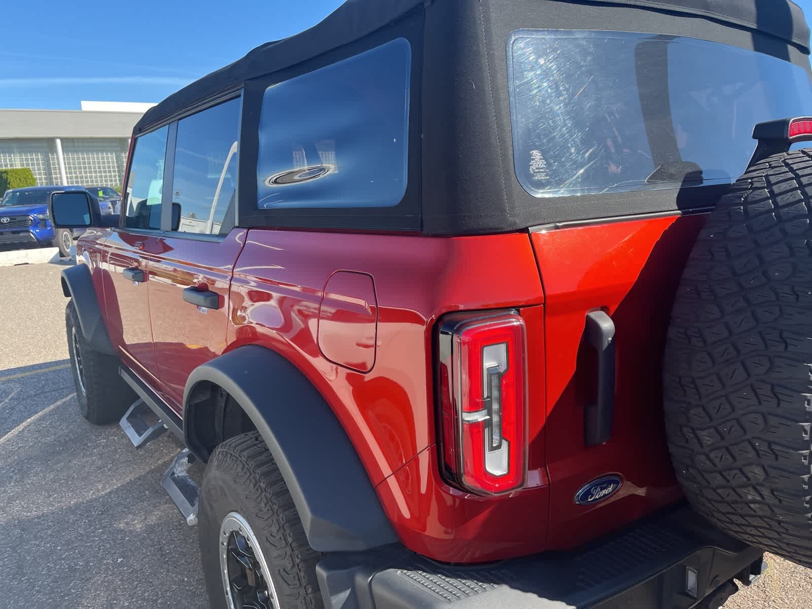 Thumbnail: 2022 Ford Bronco - 10