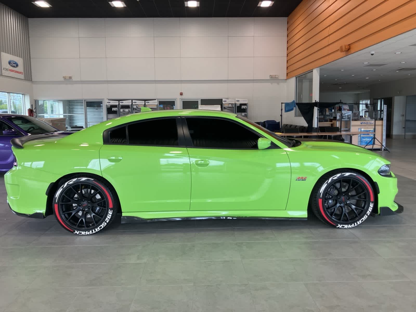 Thumbnail: 2019 Dodge Charger - 4
