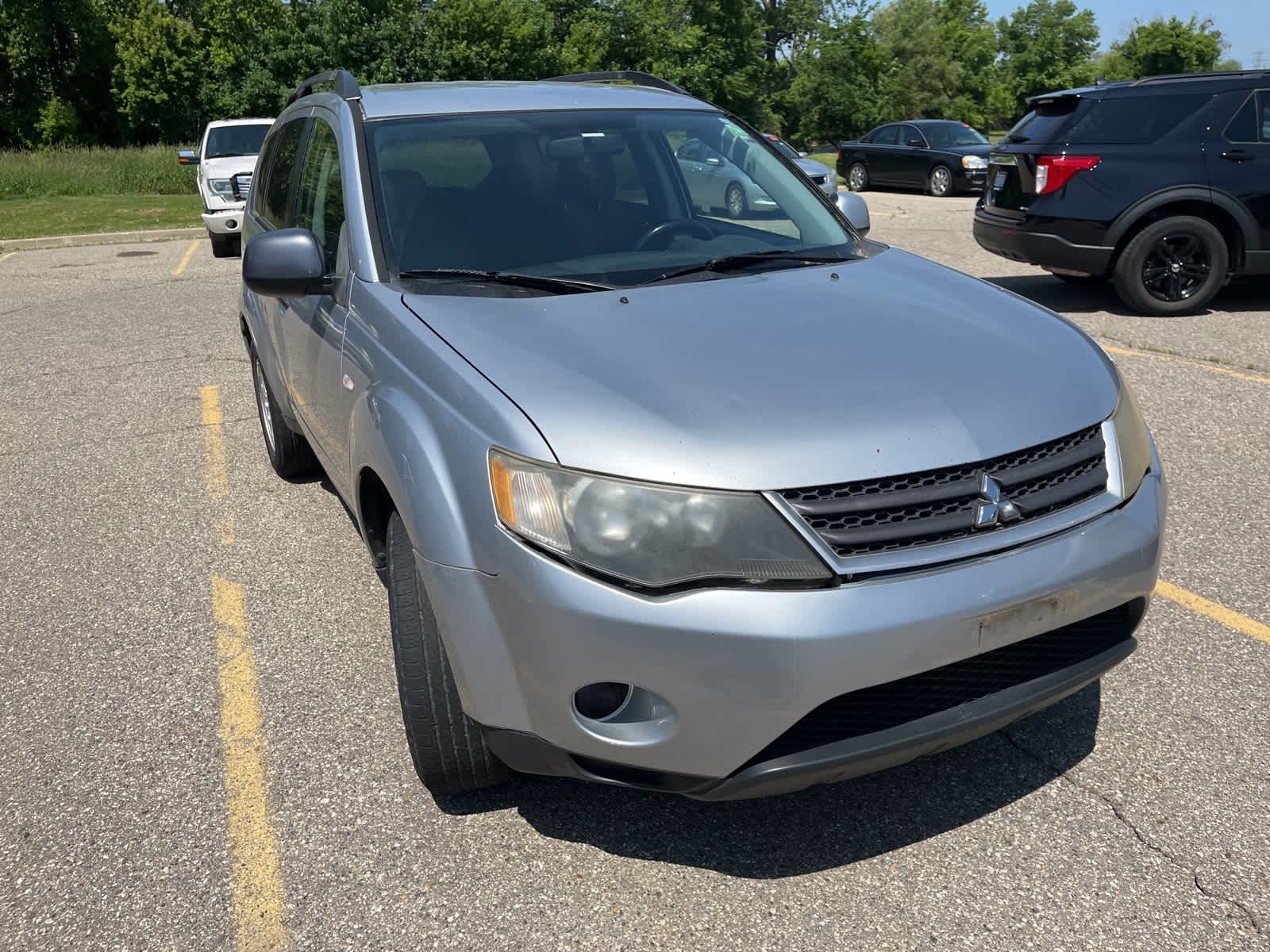Thumbnail: 2007 Mitsubishi Outlander - 17