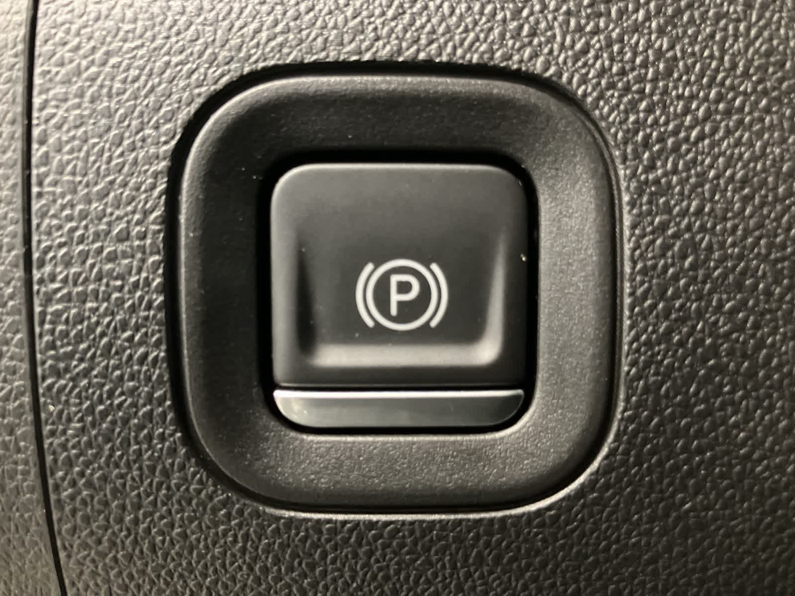 Thumbnail: 2021 Chevrolet Silverado 1500 - 17