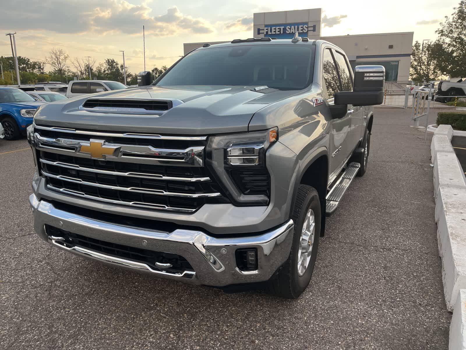 Thumbnail: 2025 Chevrolet Silverado 2500 - 3
