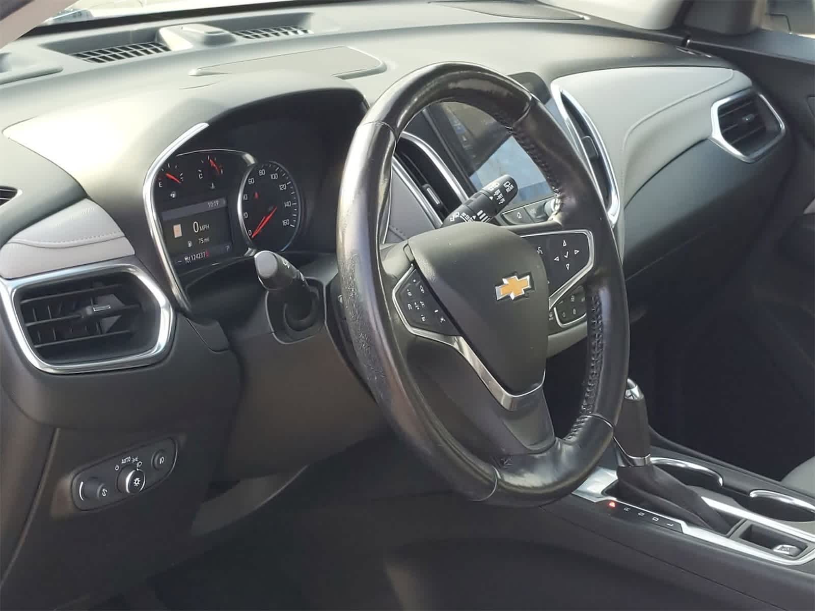 2019 Chevrolet Equinox Premier 10