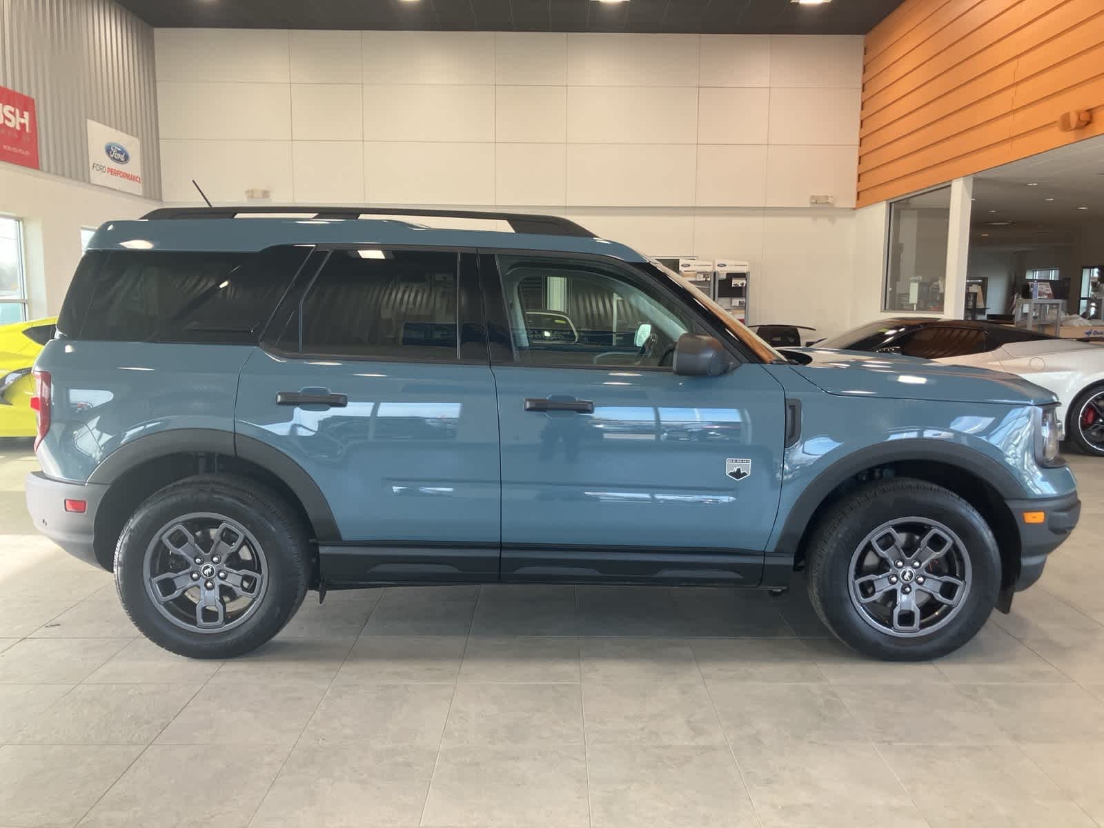 Thumbnail: 2021 Ford Bronco Sport - 4