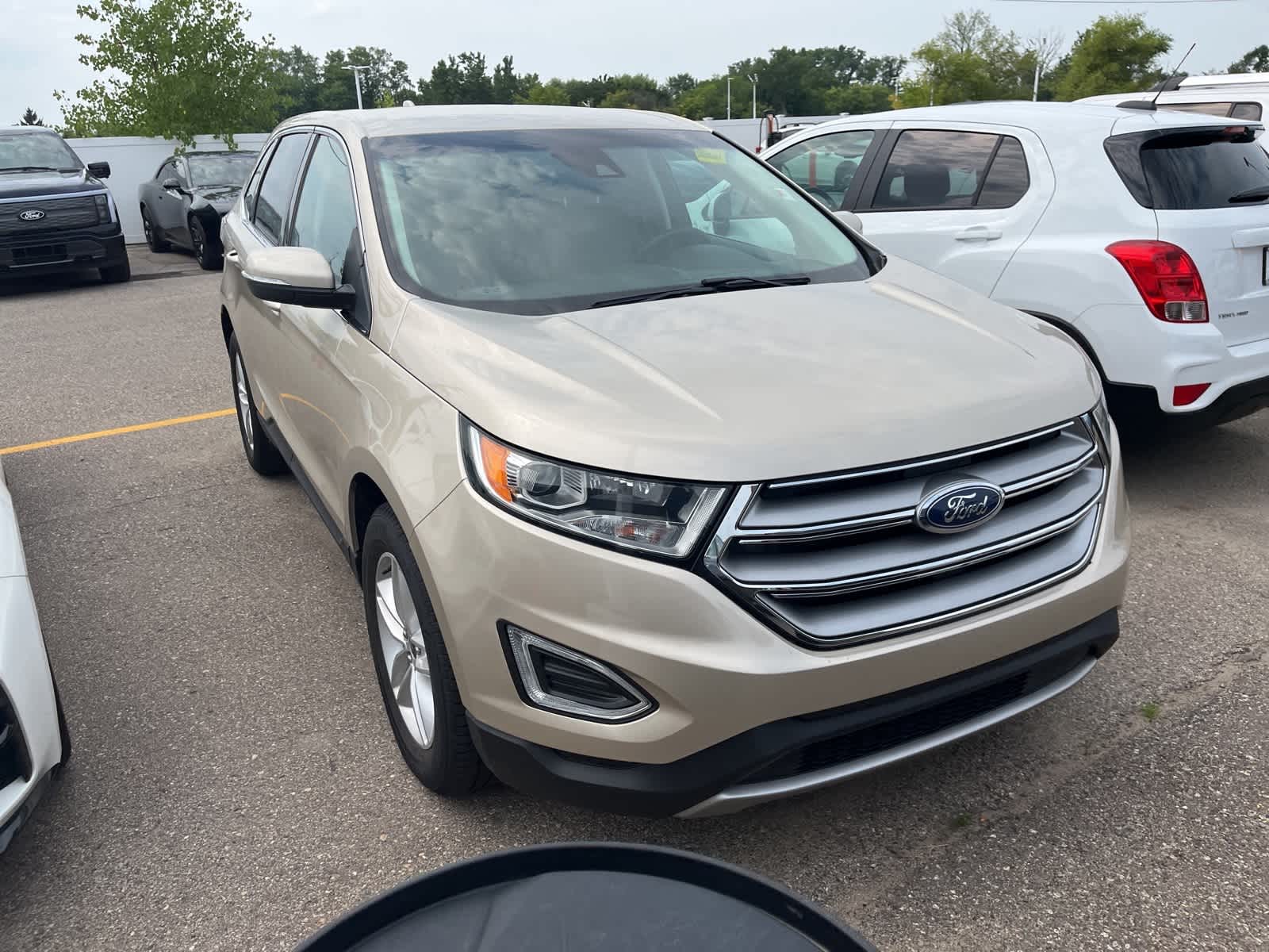 Thumbnail: 2018 Ford Edge - 19