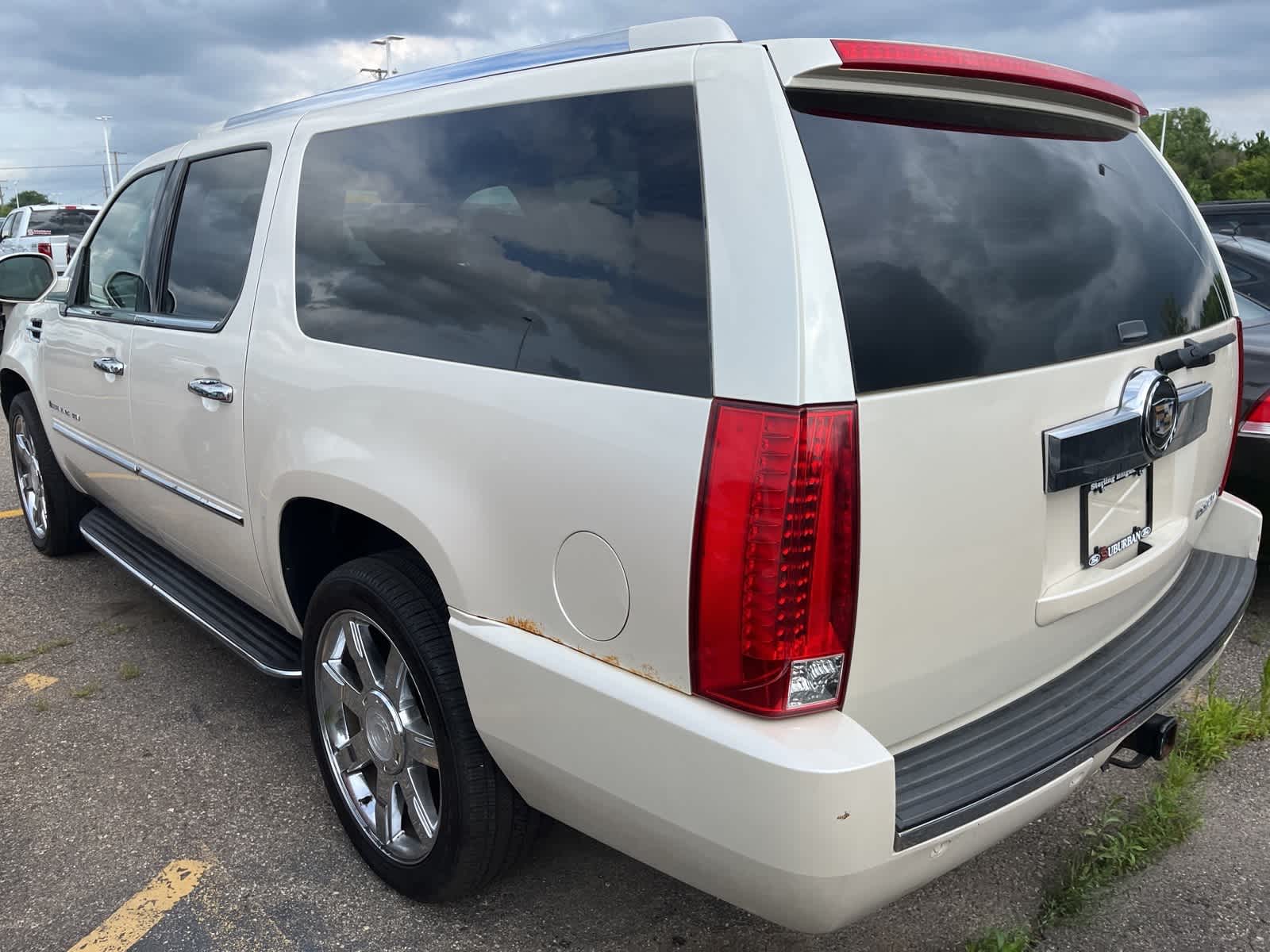 Thumbnail: 2008 Cadillac Escalade - 10