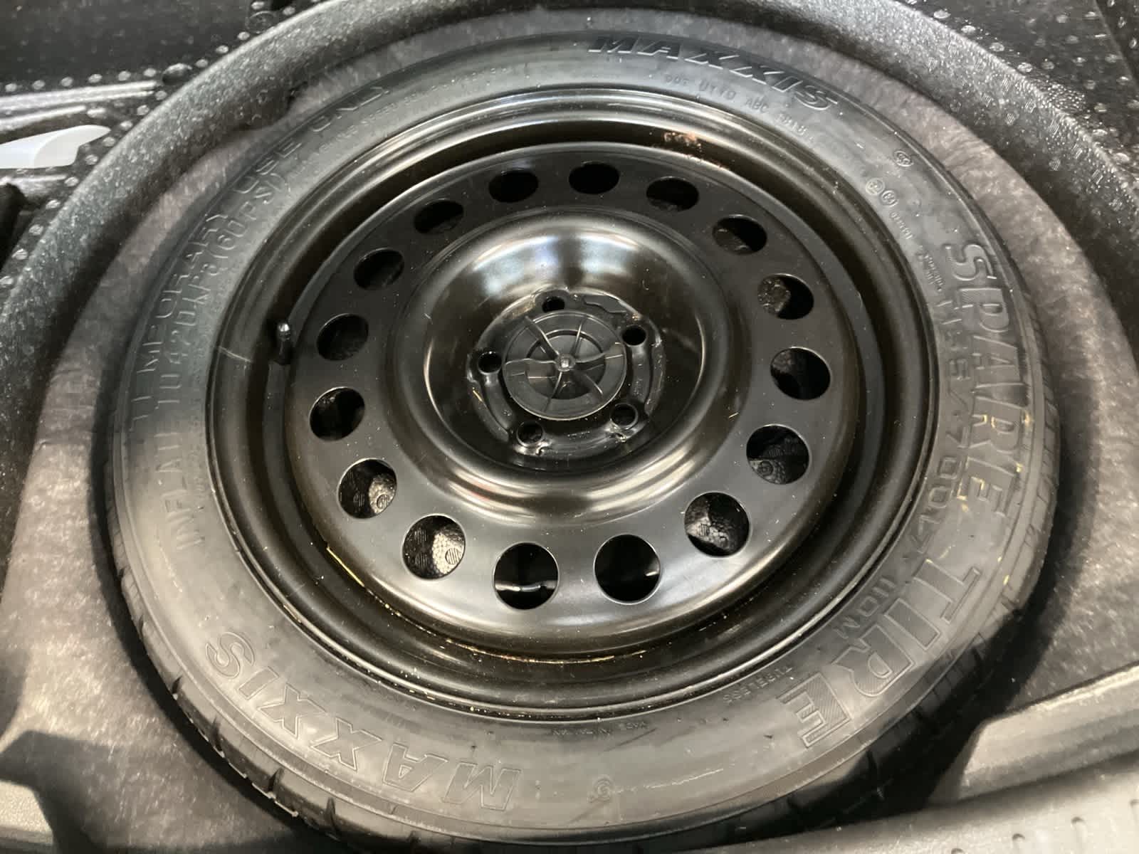 Thumbnail: 2018 Ford Escape - 28